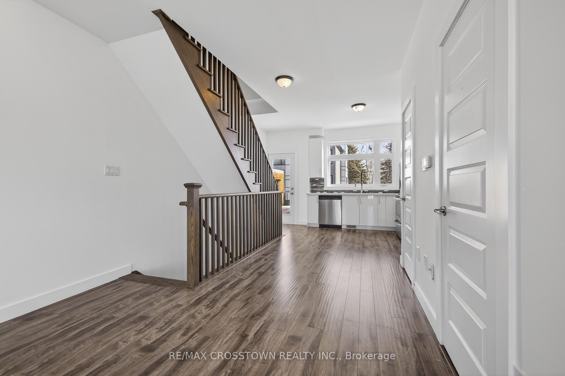 Photo 12 of Unit 2, 540 Essa Road, Barrie, Holly — HOMEH