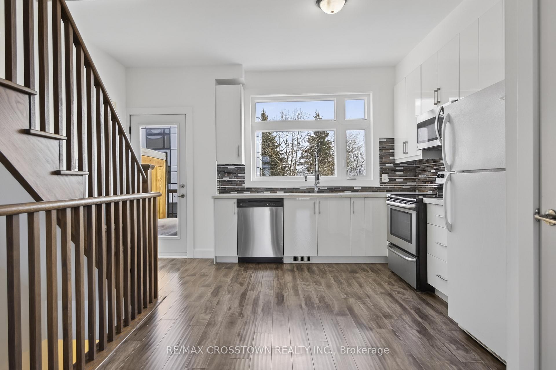 Photo 13 of Unit 2, 540 Essa Road, Barrie, Holly — HOMEH