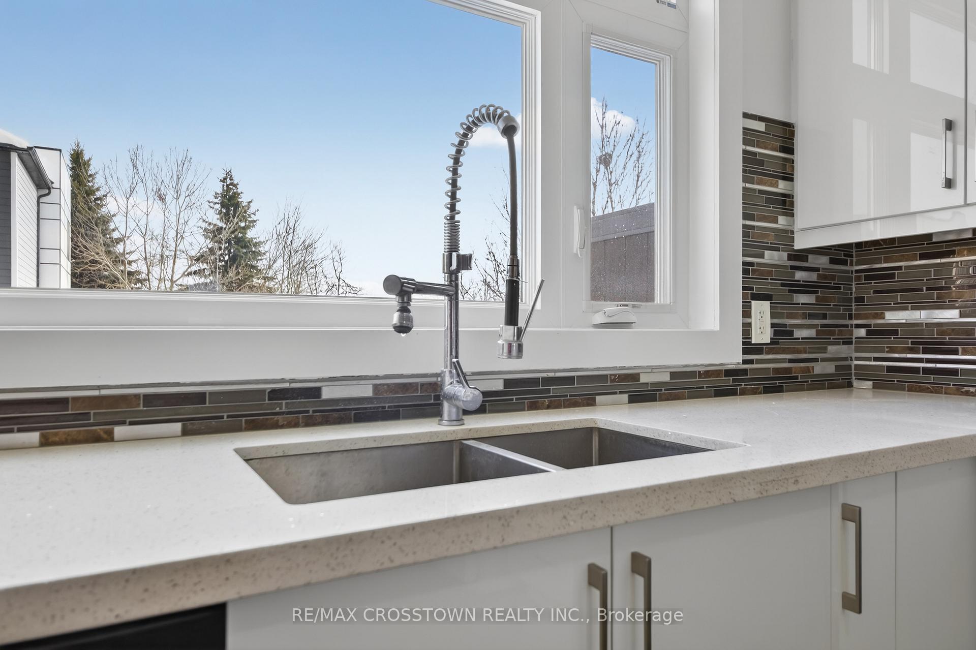Photo 17 of Unit 2, 540 Essa Road, Barrie, Holly — HOMEH