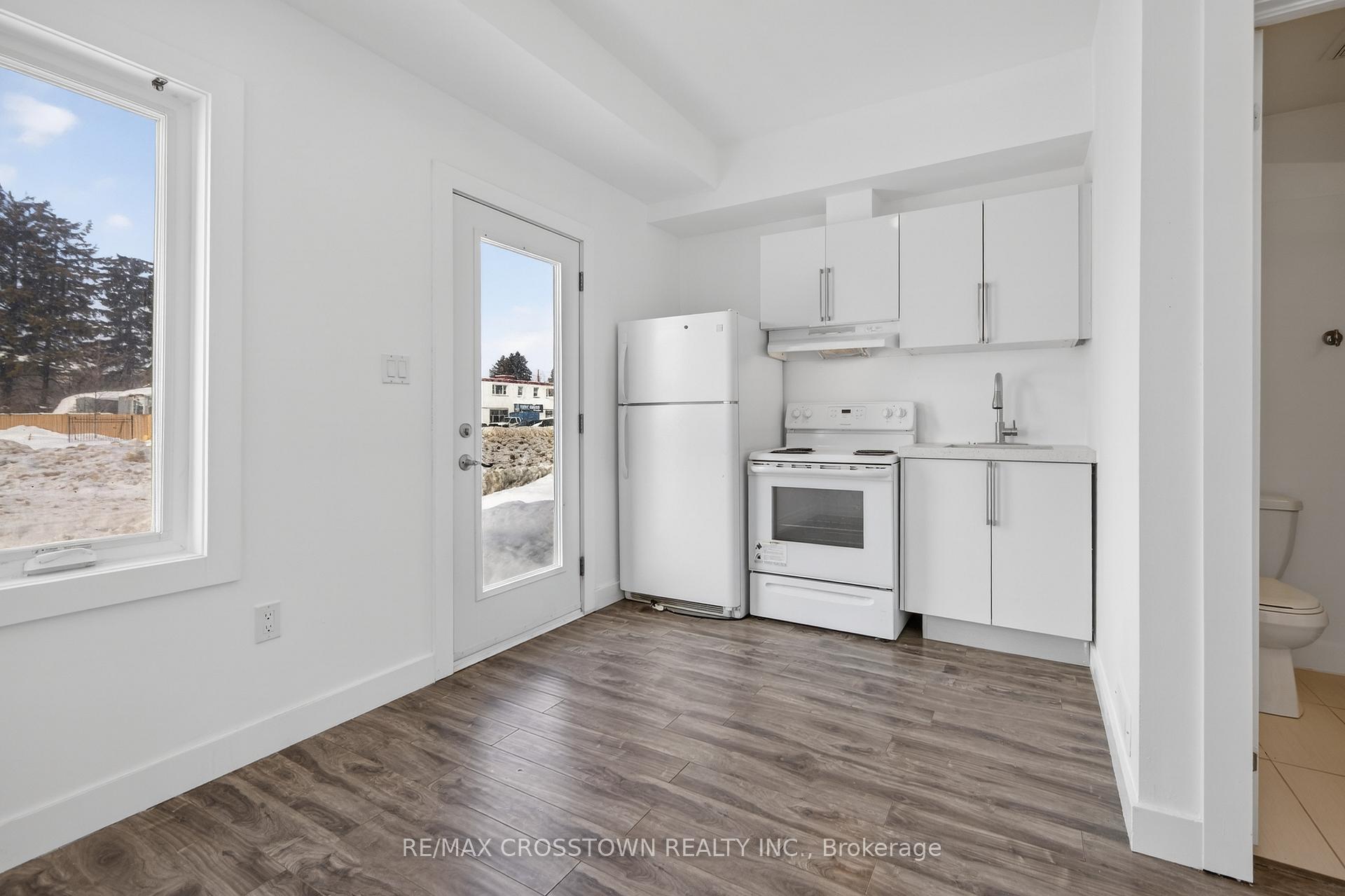 Photo 37 of Unit 2, 540 Essa Road, Barrie, Holly — HOMEH