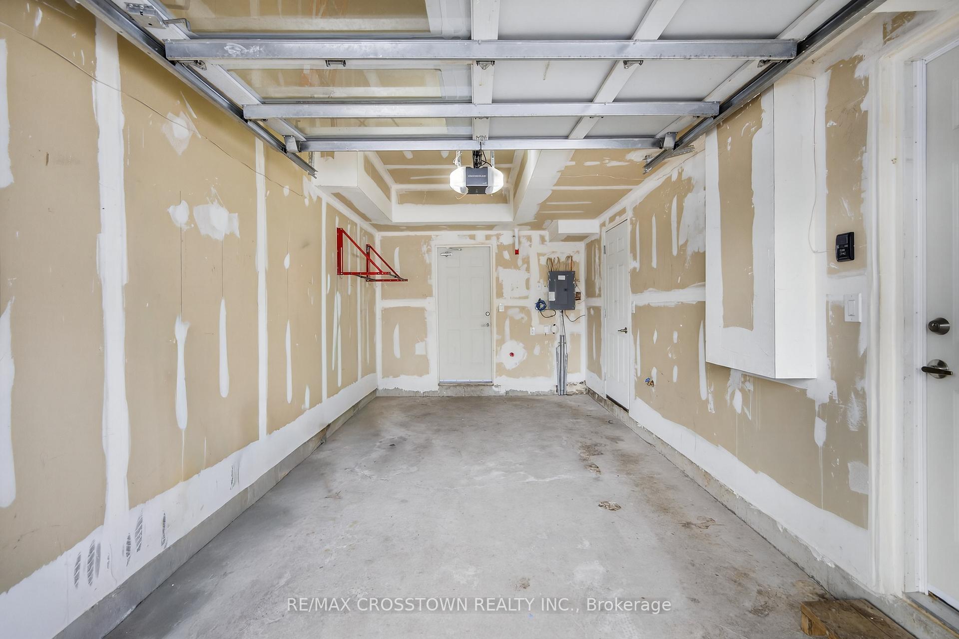 Photo 40 of Unit 2, 540 Essa Road, Barrie, Holly — HOMEH