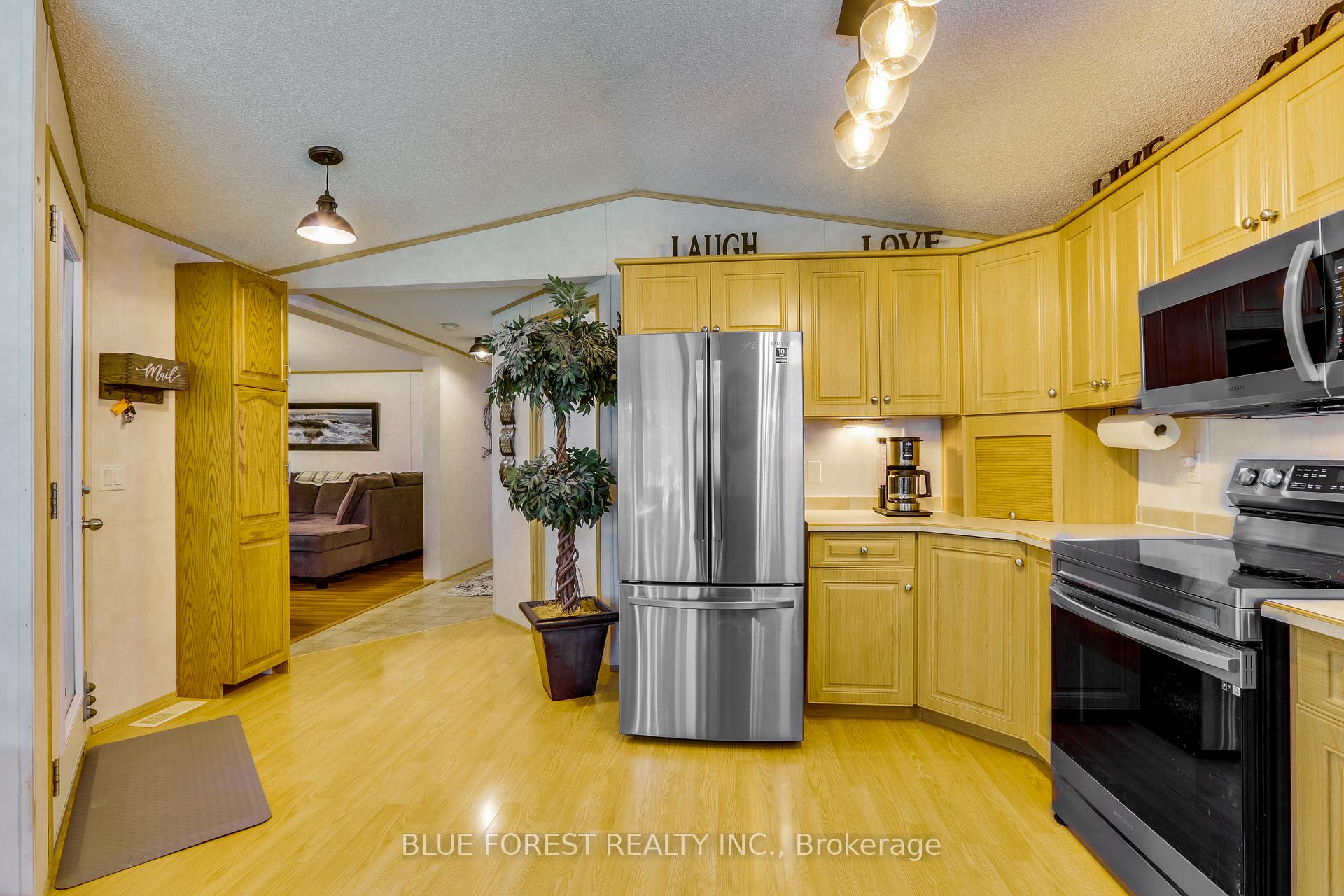 Photo 12 of Unit 52, 3100 Dorchester Road, Thames Centre, Rural Thames Centre — HOMEH