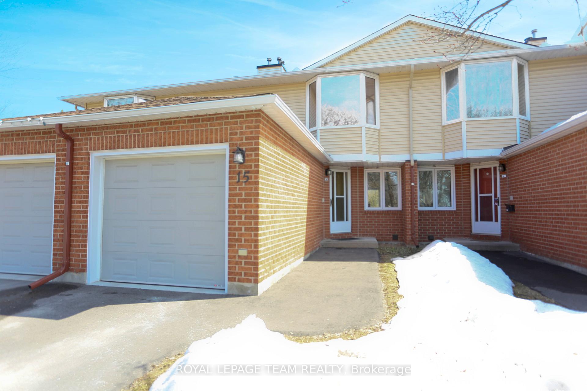 Photo 1 of Unit 8, 15 Forestlane Private, Ottawa, Overbrook/Castle Heights — HOMEH