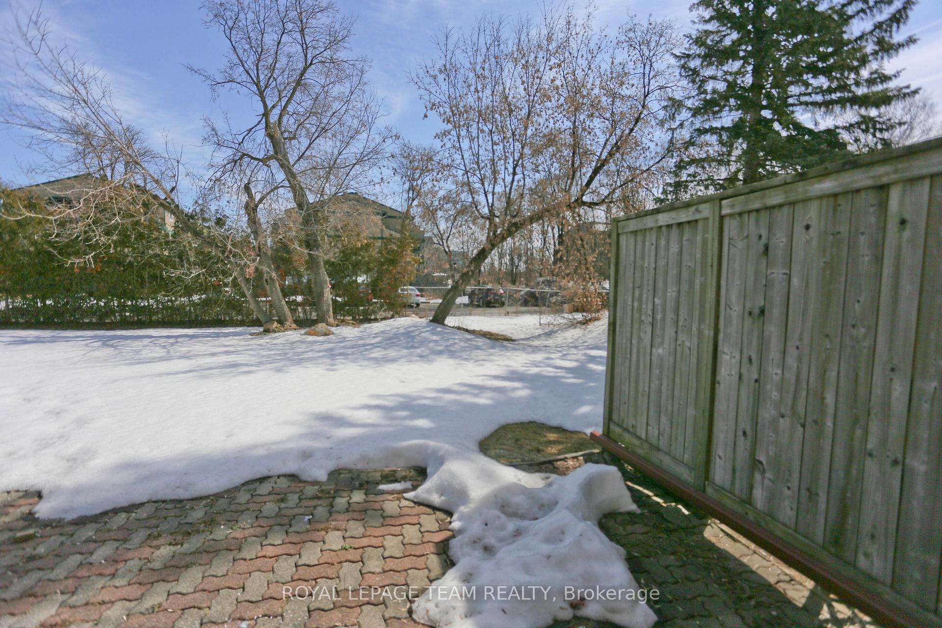 Photo 47 of Unit 8, 15 Forestlane Private, Ottawa, Overbrook/Castle Heights — HOMEH