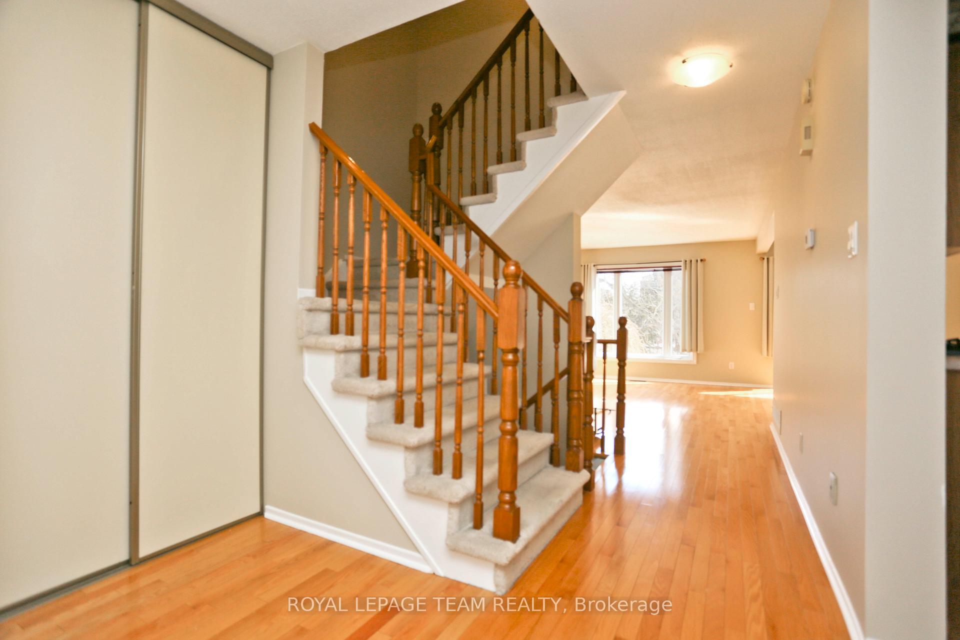 Photo 24 of Unit 8, 15 Forestlane Private, Ottawa, Overbrook/Castle Heights — HOMEH