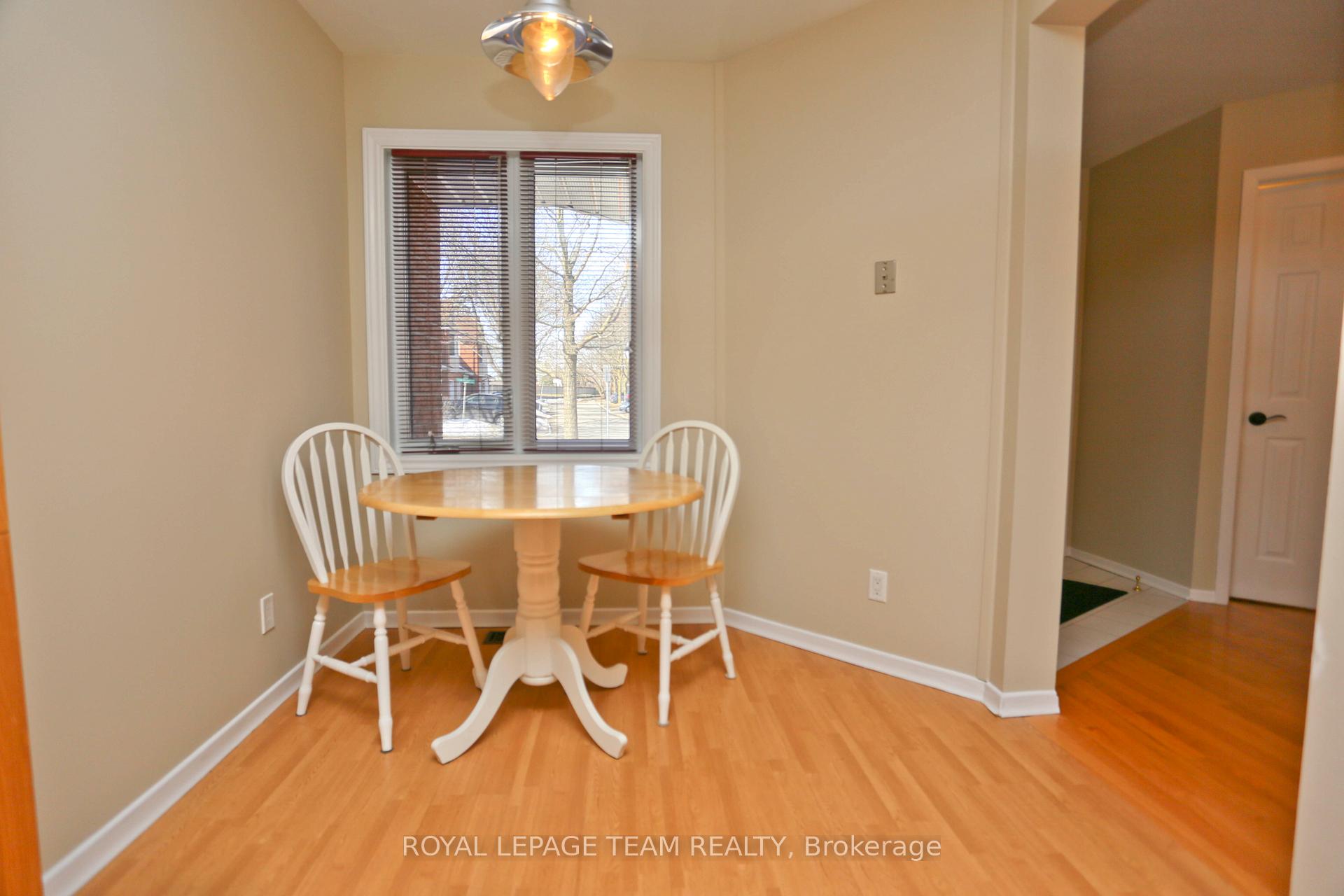 Photo 28 of Unit 8, 15 Forestlane Private, Ottawa, Overbrook/Castle Heights — HOMEH