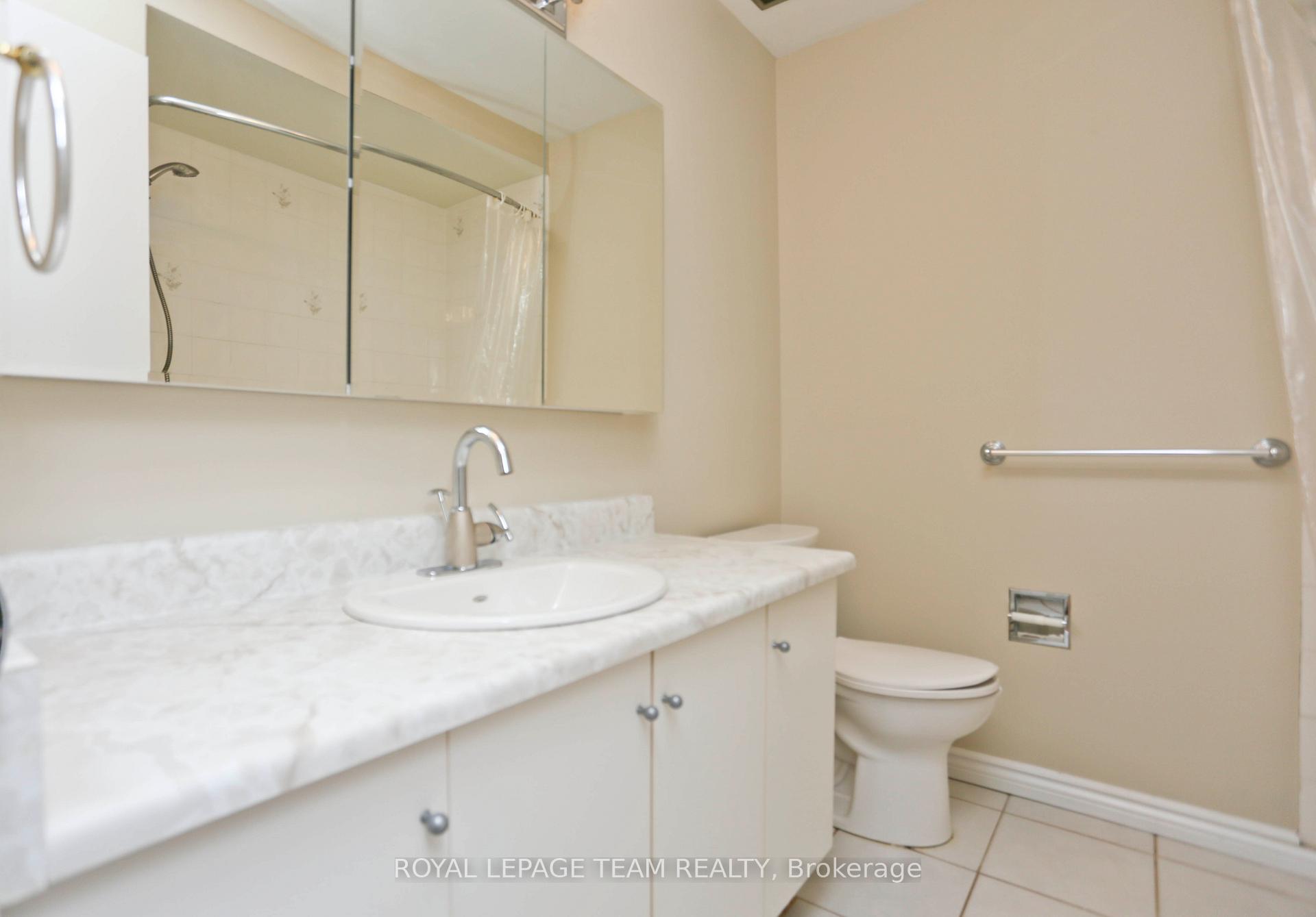 Photo 39 of Unit 8, 15 Forestlane Private, Ottawa, Overbrook/Castle Heights — HOMEH