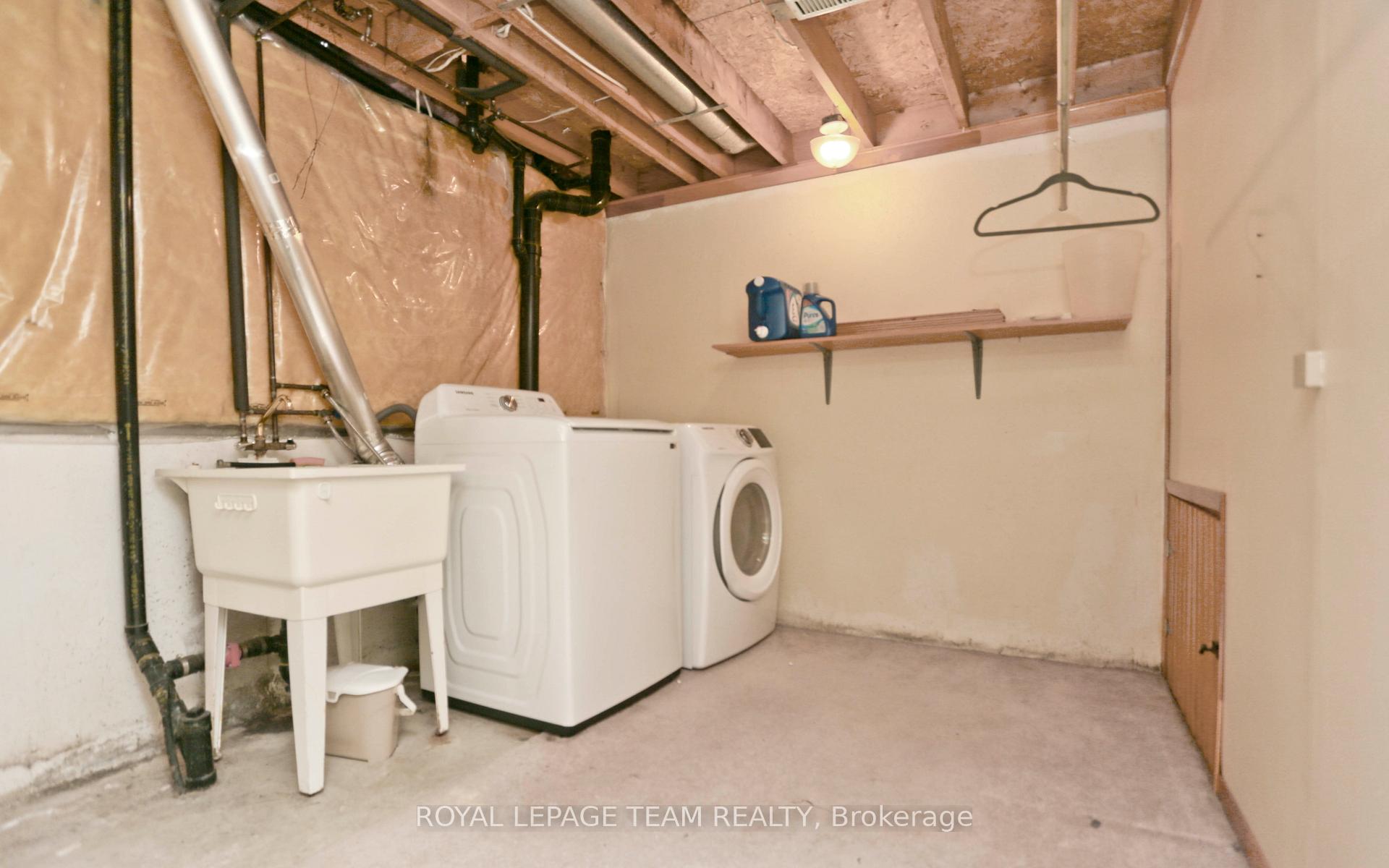 Photo 42 of Unit 8, 15 Forestlane Private, Ottawa, Overbrook/Castle Heights — HOMEH