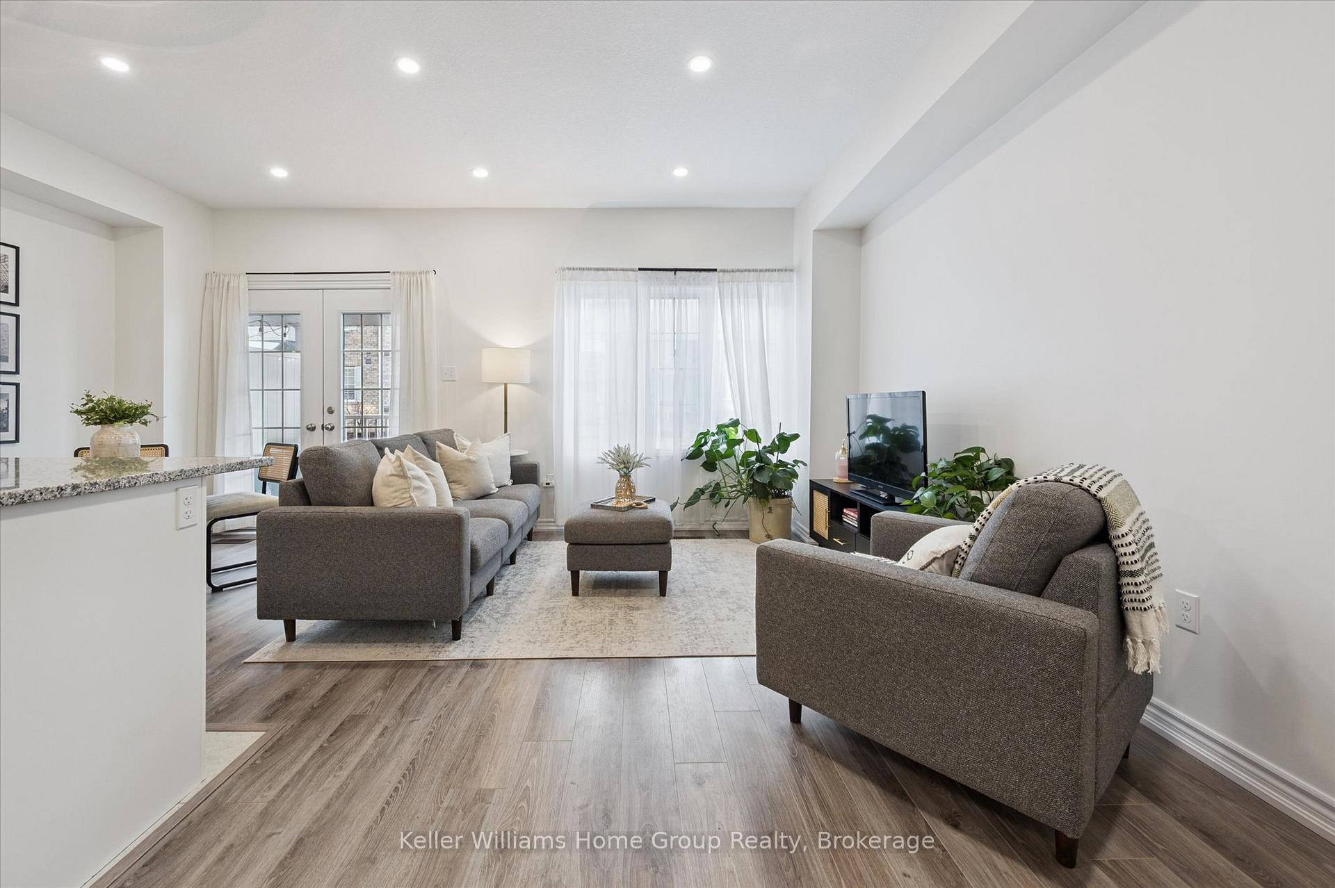 Photo 35 of Unit 17, 88 DeCorso Drive, Guelph, Kortright East — HOMEH