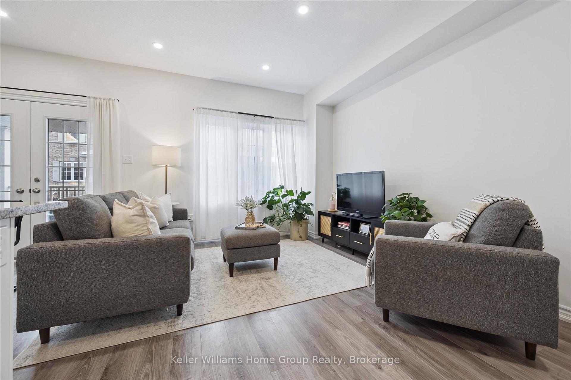 Photo 38 of Unit 17, 88 DeCorso Drive, Guelph, Kortright East — HOMEH