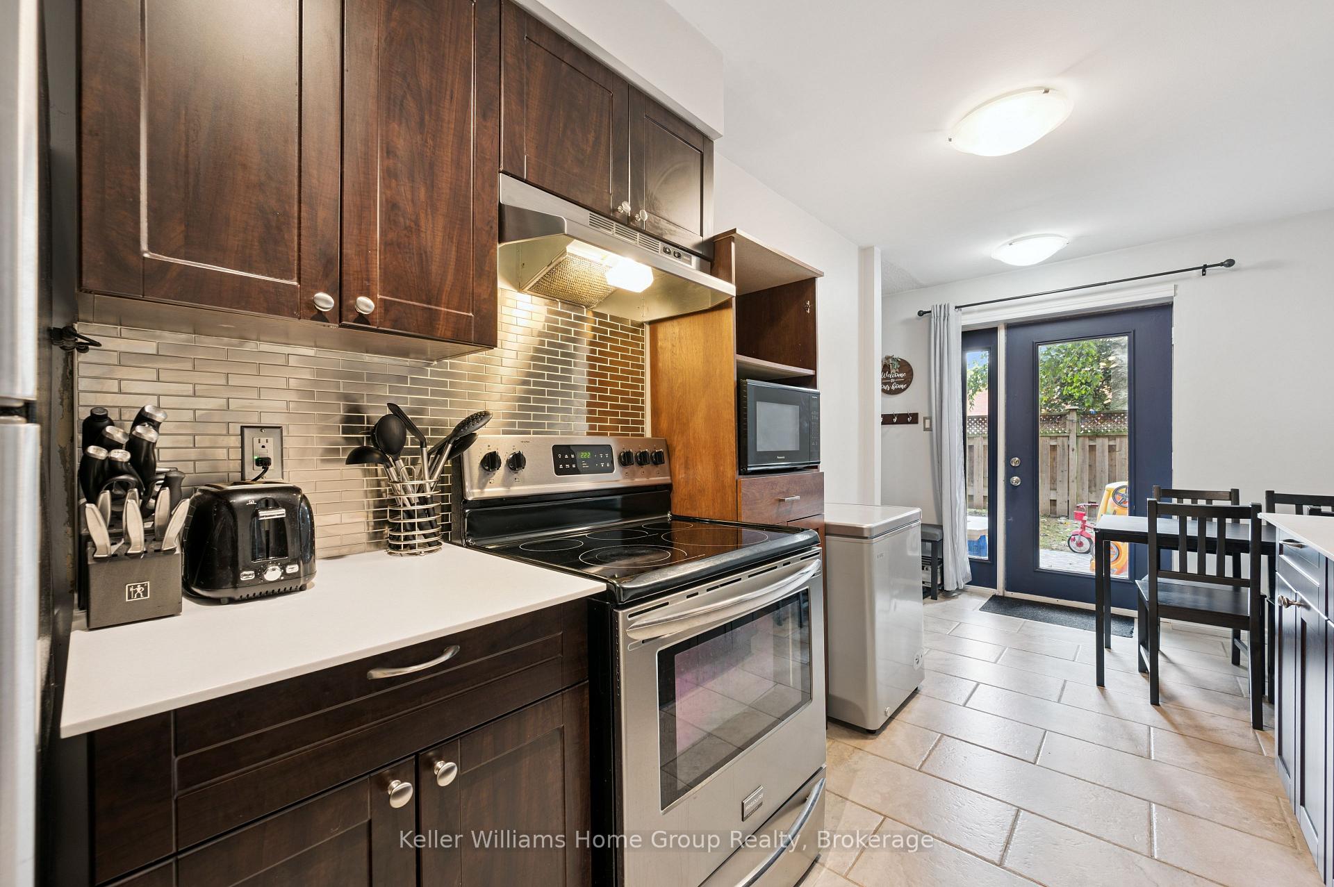 Photo 14 of Unit 95, 49 Rhonda Road, Guelph, Willow West/Sugarbush/West Acres — HOMEH