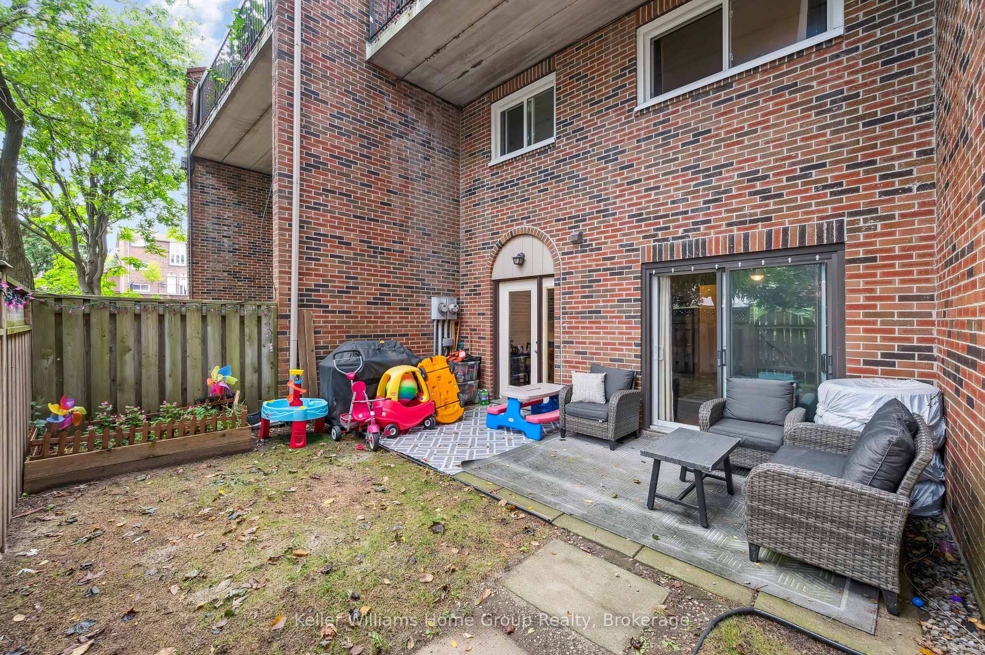 Photo 26 of Unit 95, 49 Rhonda Road, Guelph, Willow West/Sugarbush/West Acres — HOMEH