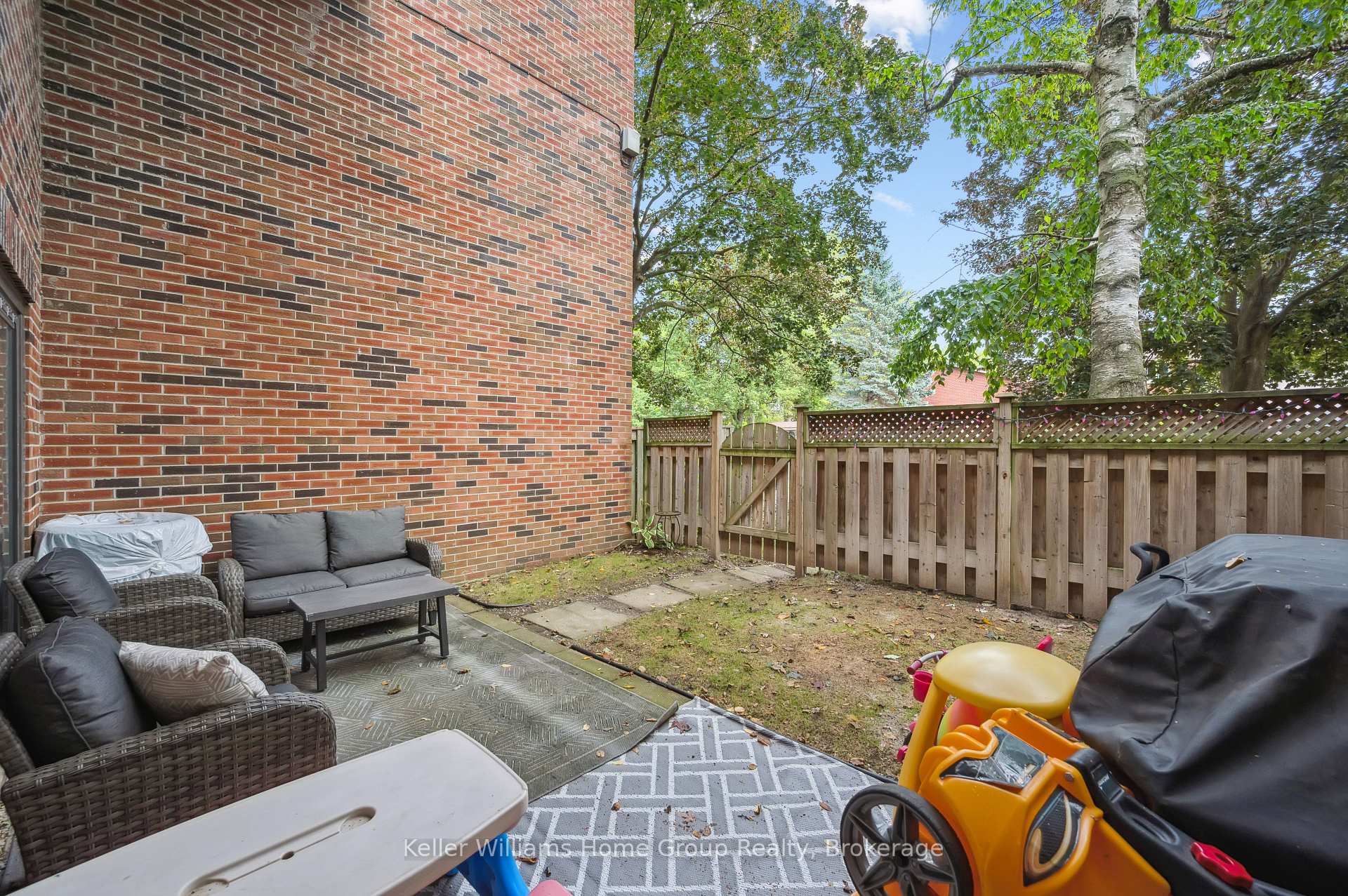 Photo 29 of Unit 95, 49 Rhonda Road, Guelph, Willow West/Sugarbush/West Acres — HOMEH