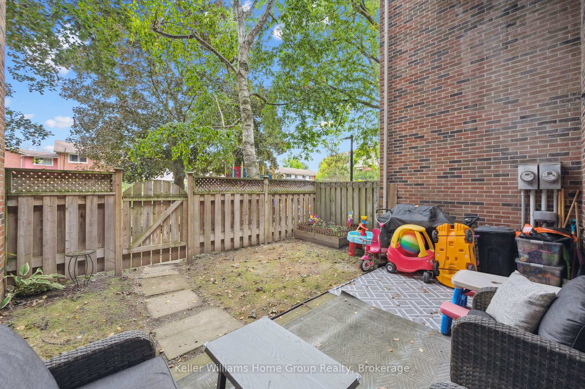 Photo 30 of Unit 95, 49 Rhonda Road, Guelph, Willow West/Sugarbush/West Acres — HOMEH
