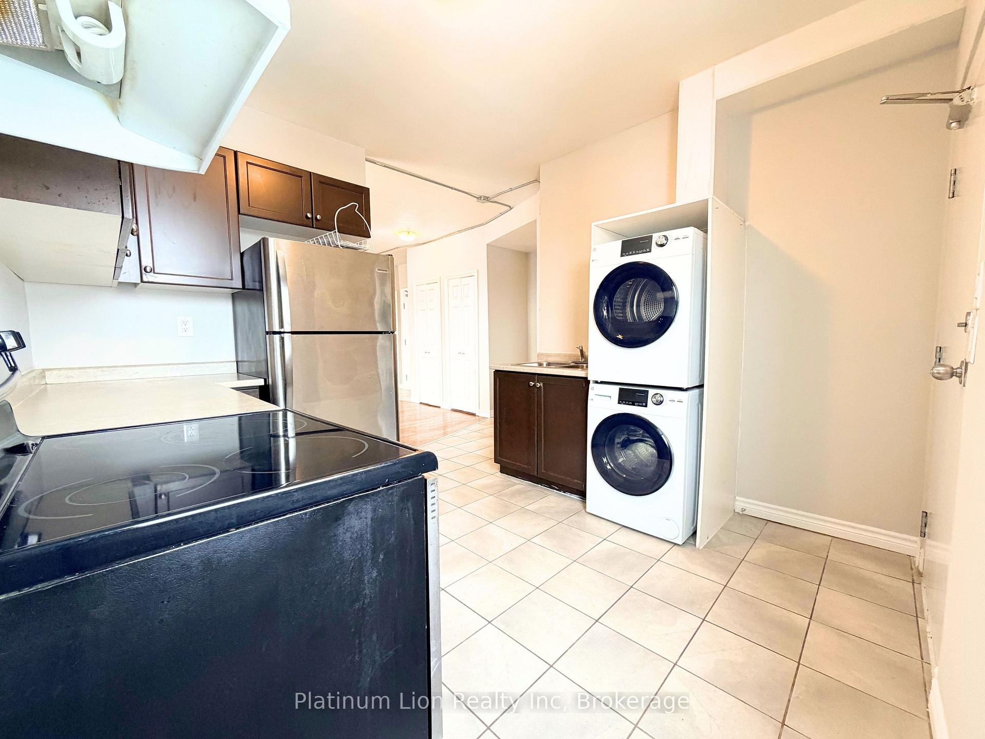 Photo 5 of Unit 3, 340 1/2 Barton Street E, Hamilton, Stinson — HOMEH