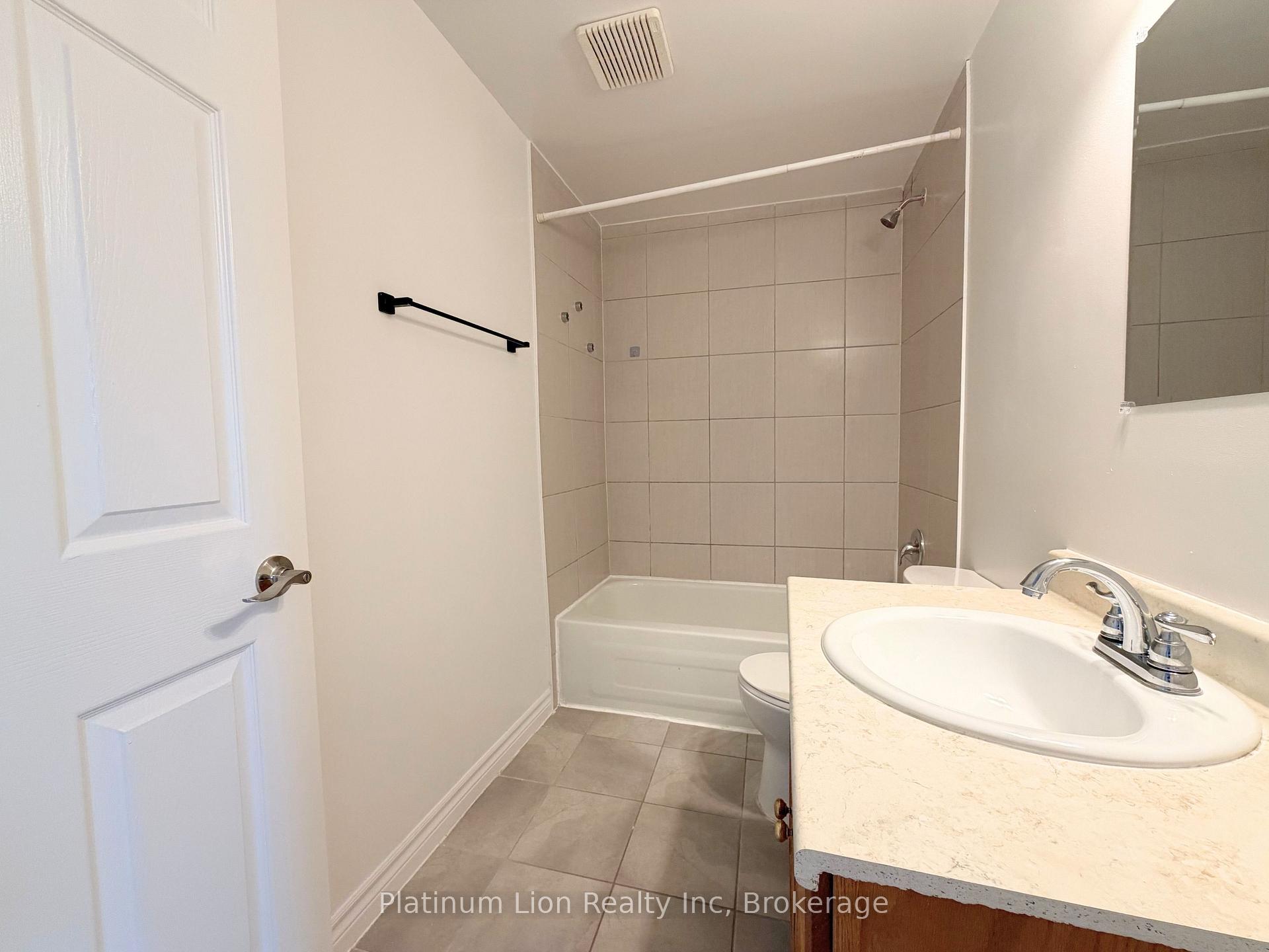 Photo 7 of Unit 3, 340 1/2 Barton Street E, Hamilton, Stinson — HOMEH