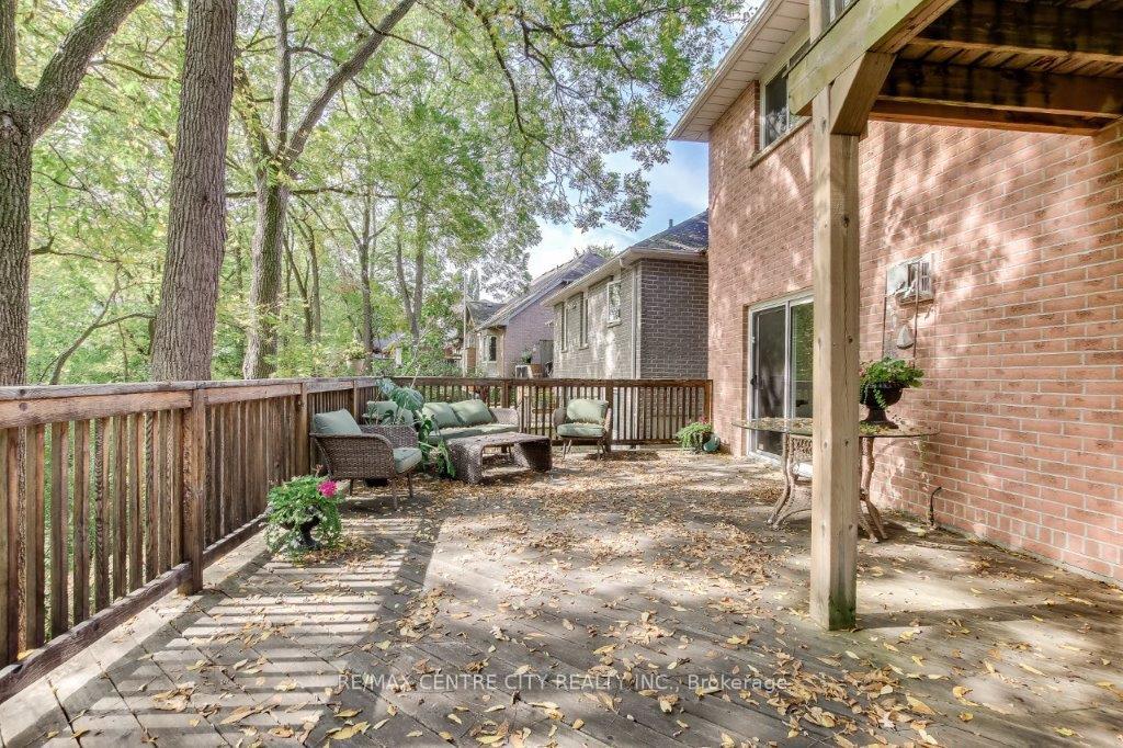 Photo 6 of 26 Symphony Court, Central Elgin, Lynhurst — HOMEH