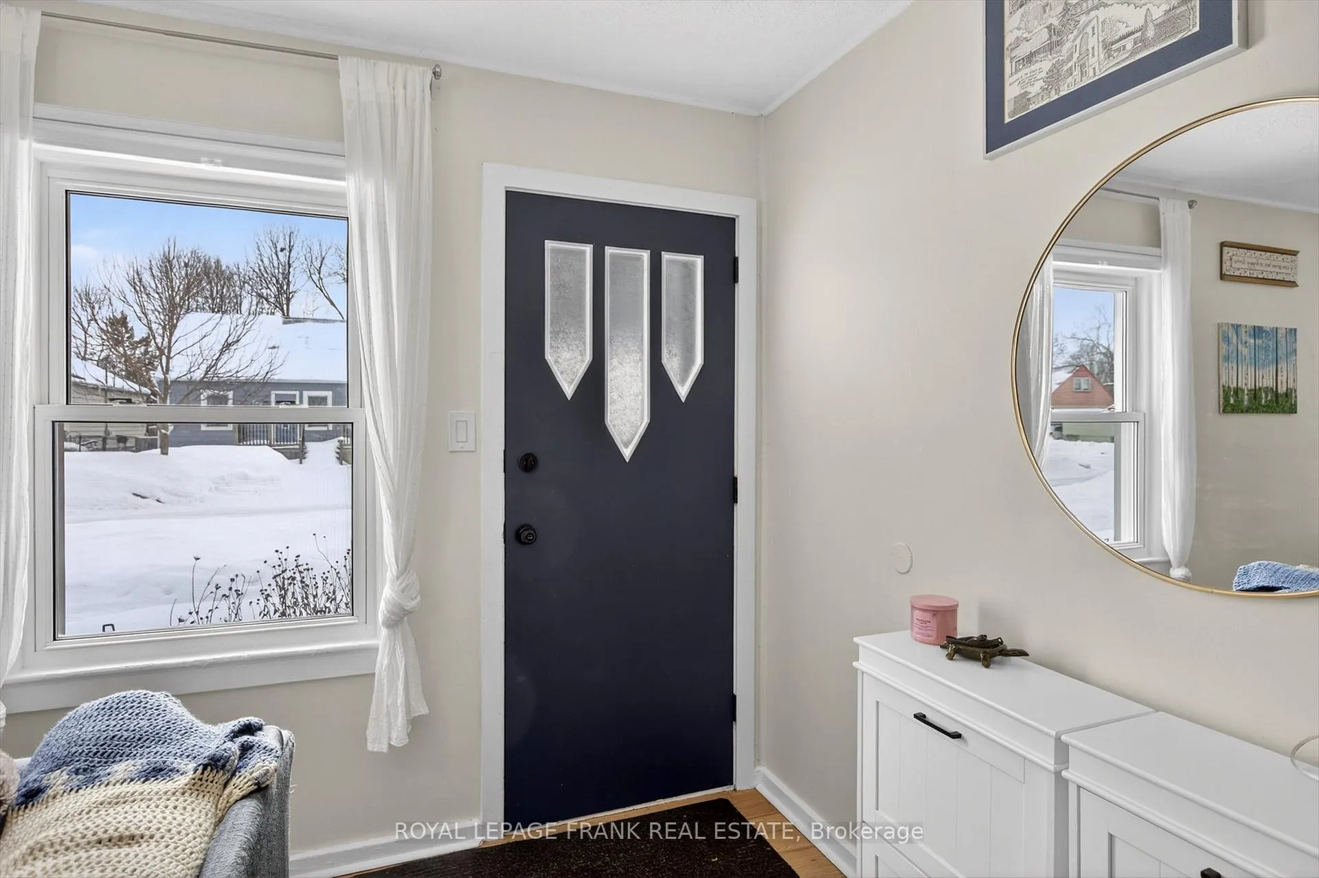 Photo 4 of 744 Brown Street, Peterborough, Otonabee Ward 1 — HOMEH