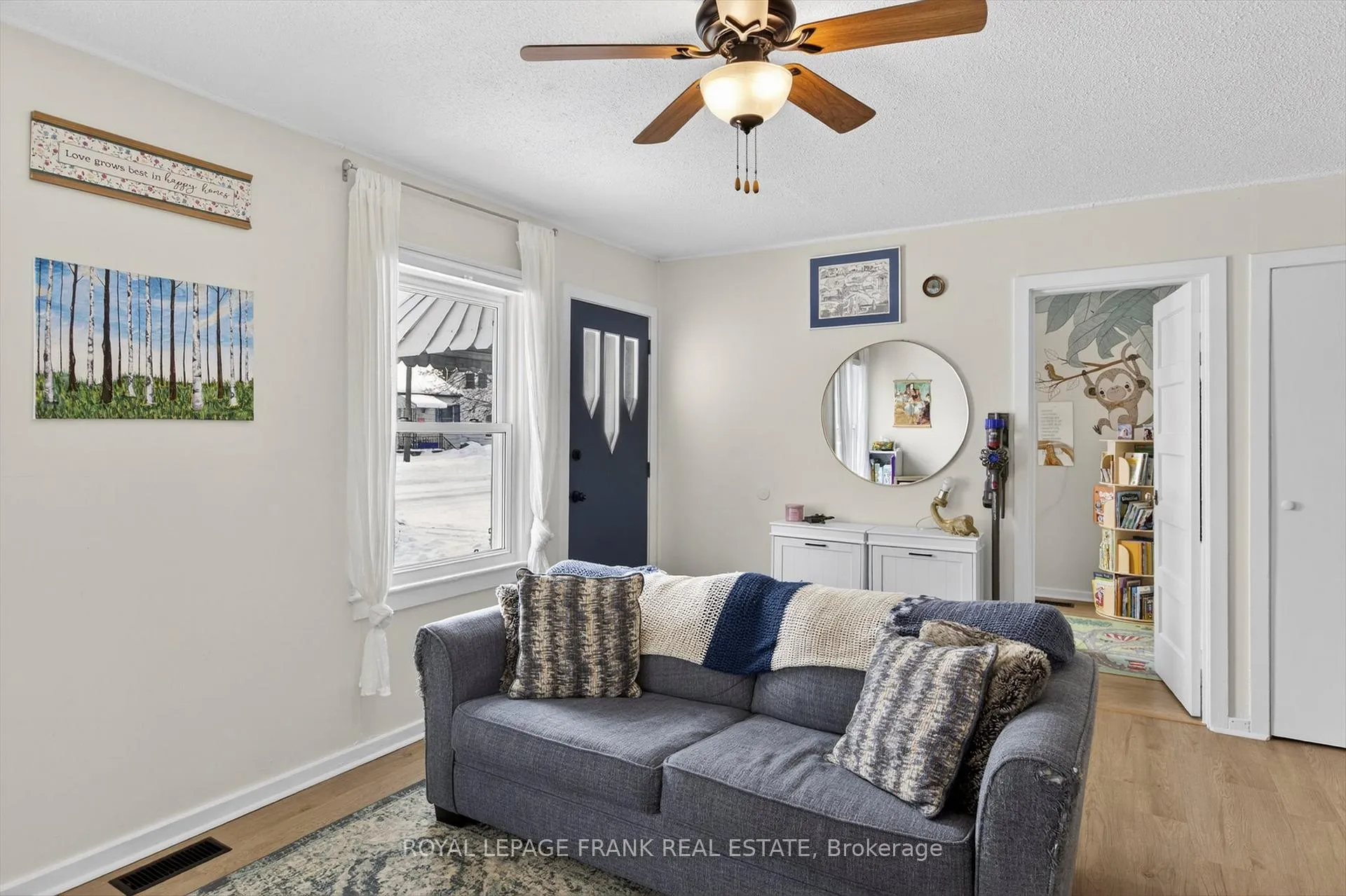 Photo 8 of 744 Brown Street, Peterborough, Otonabee Ward 1 — HOMEH