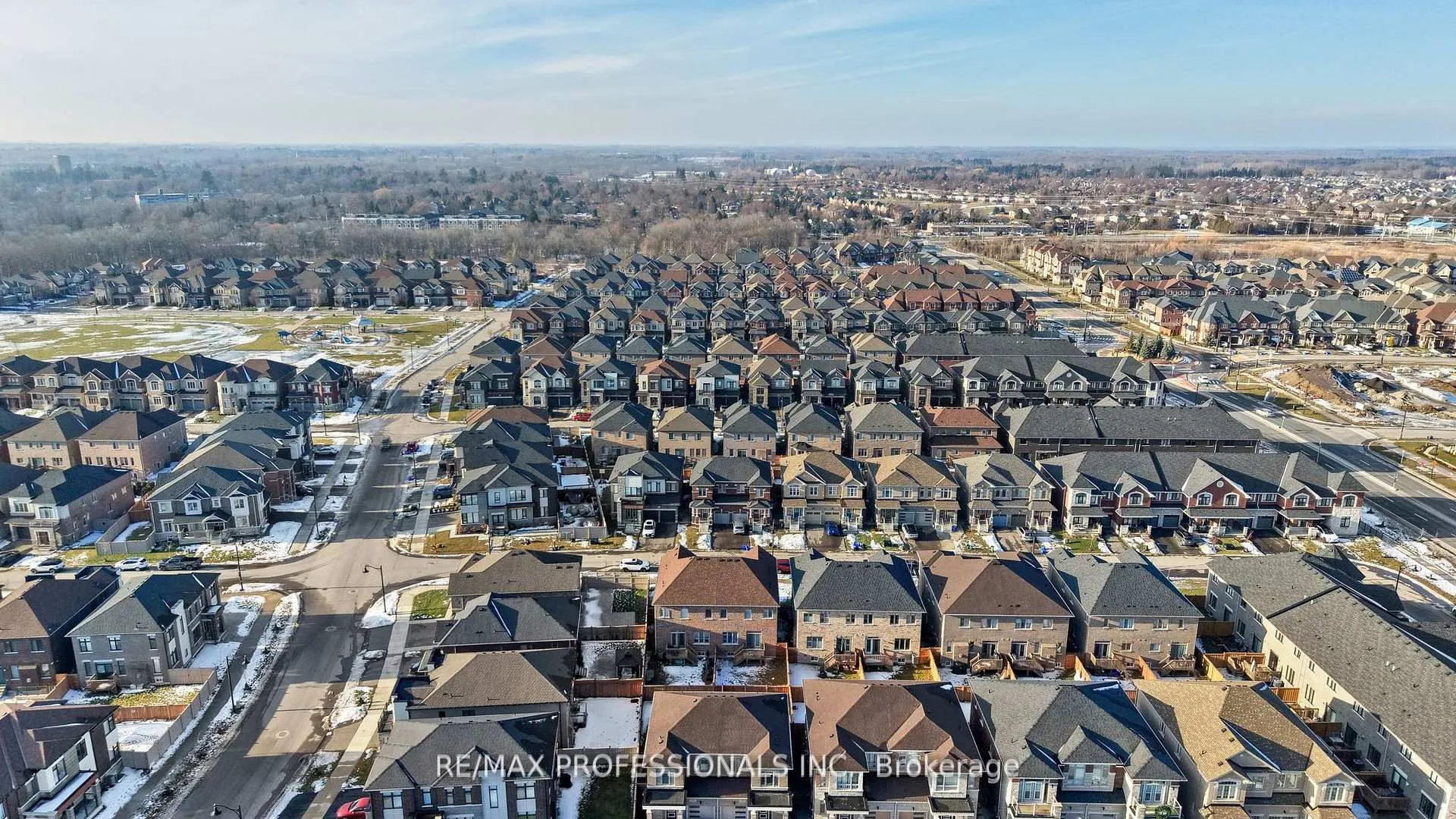 Photo 25 of 7 Westfield Crescent, Hamilton, Waterdown — HOMEH