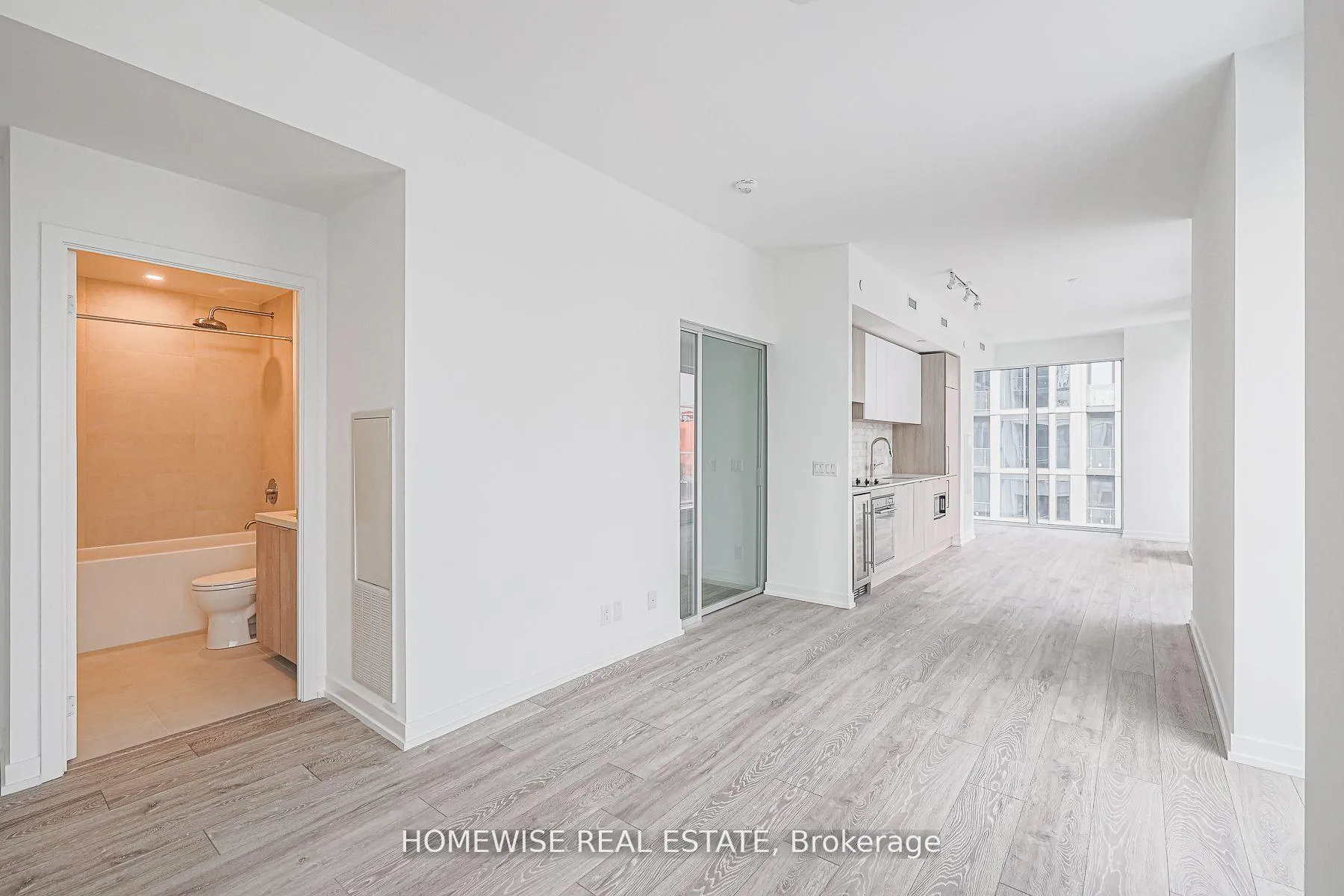 Photo 19 of Unit 709, 2020 Bathurst Street, Toronto, Humewood-Cedarvale — HOMEH