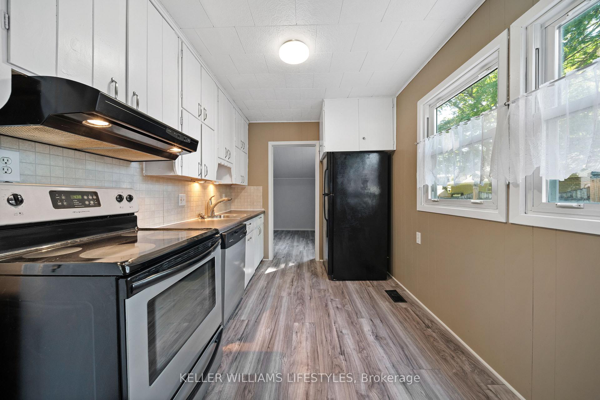 Photo 4 of 228 Princess Street E, Central Huron, Clinton — HOMEH