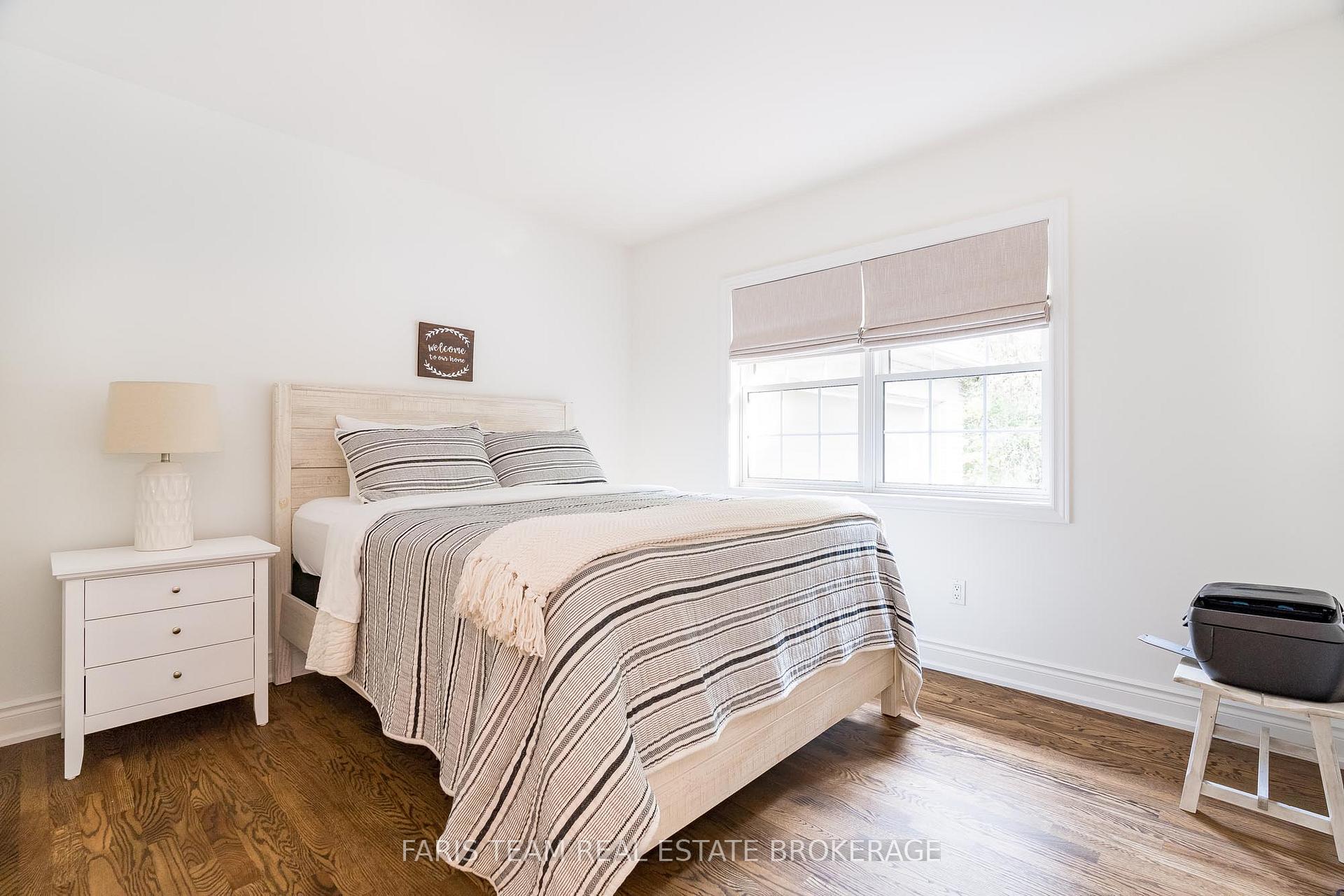 Photo 16 of 7 Glenhuron Drive, Springwater, Midhurst — HOMEH