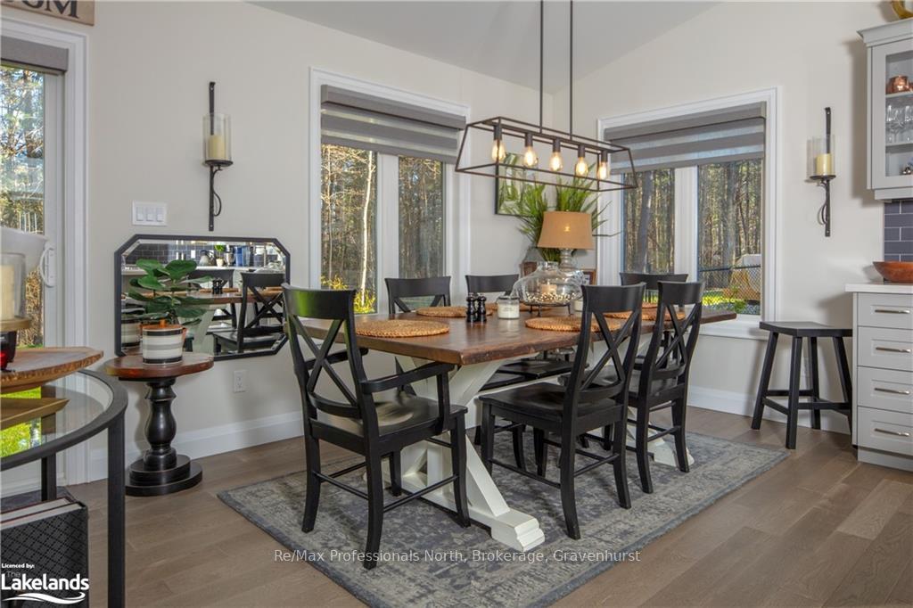 Photo 11 of 1043 Fleming Drive W, Gravenhurst, Morrison — HOMEH