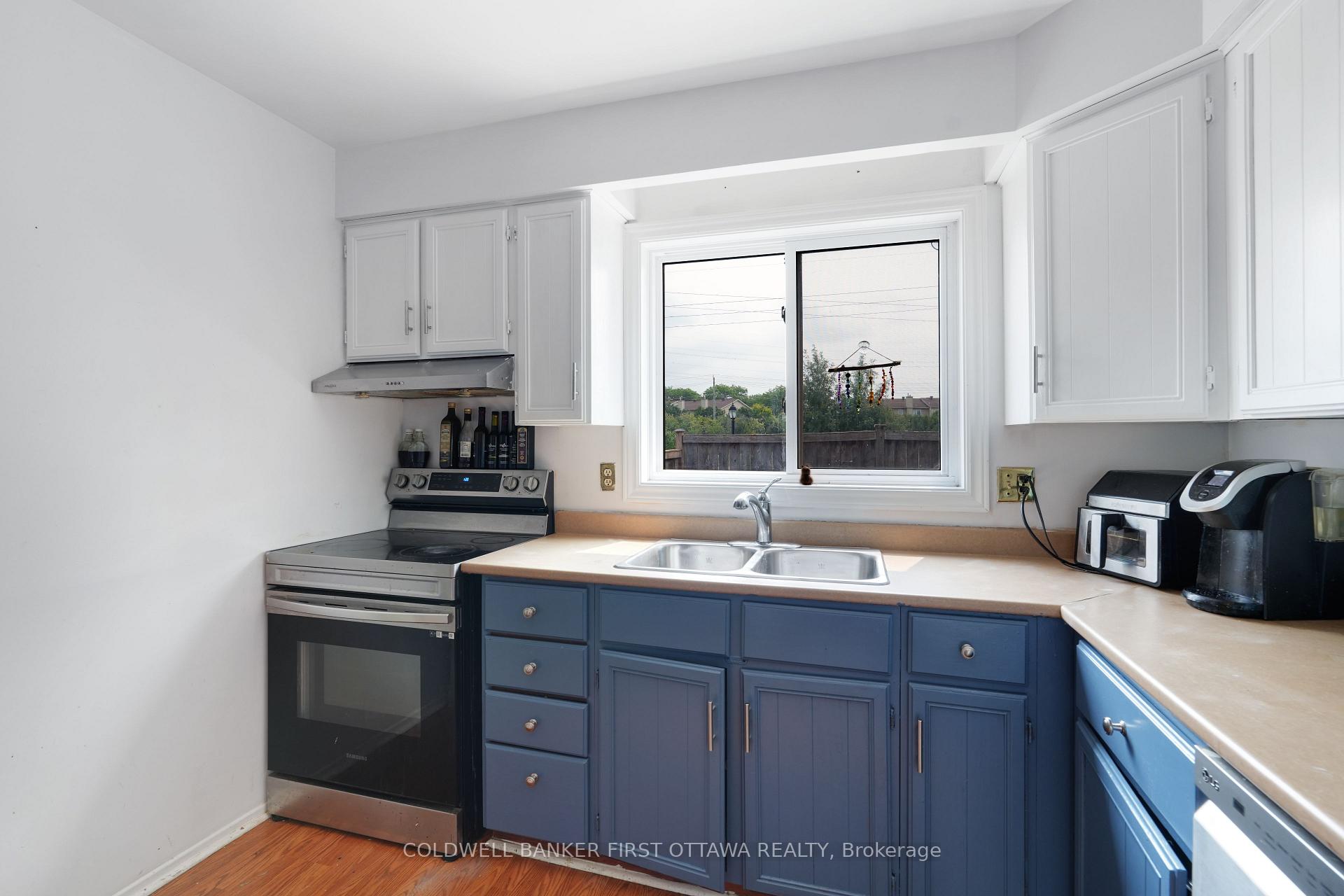 Photo 10 of 46A Medhurst Drive, Ottawa, Tanglewood — HOMEH