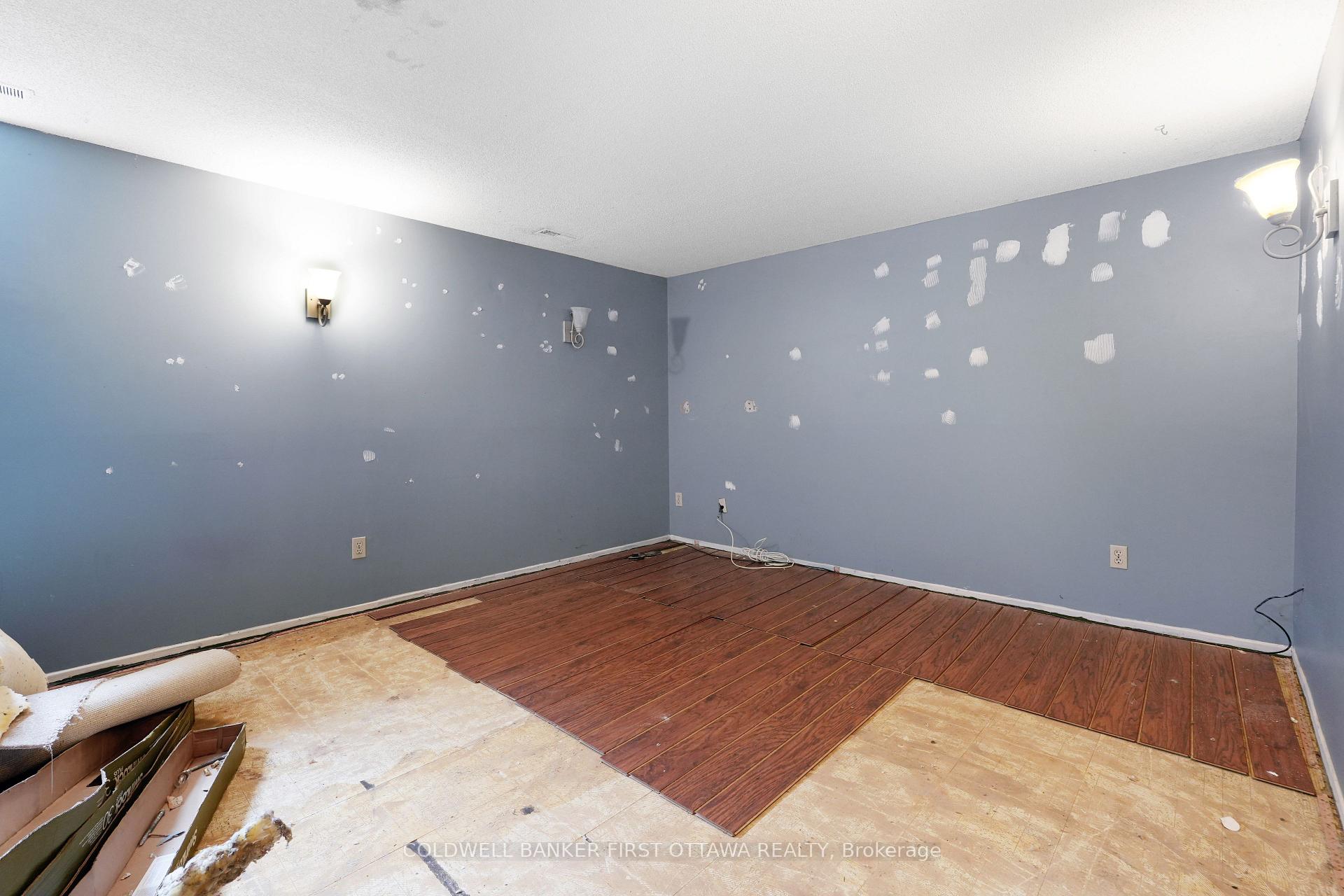 Photo 14 of 46A Medhurst Drive, Ottawa, Tanglewood — HOMEH