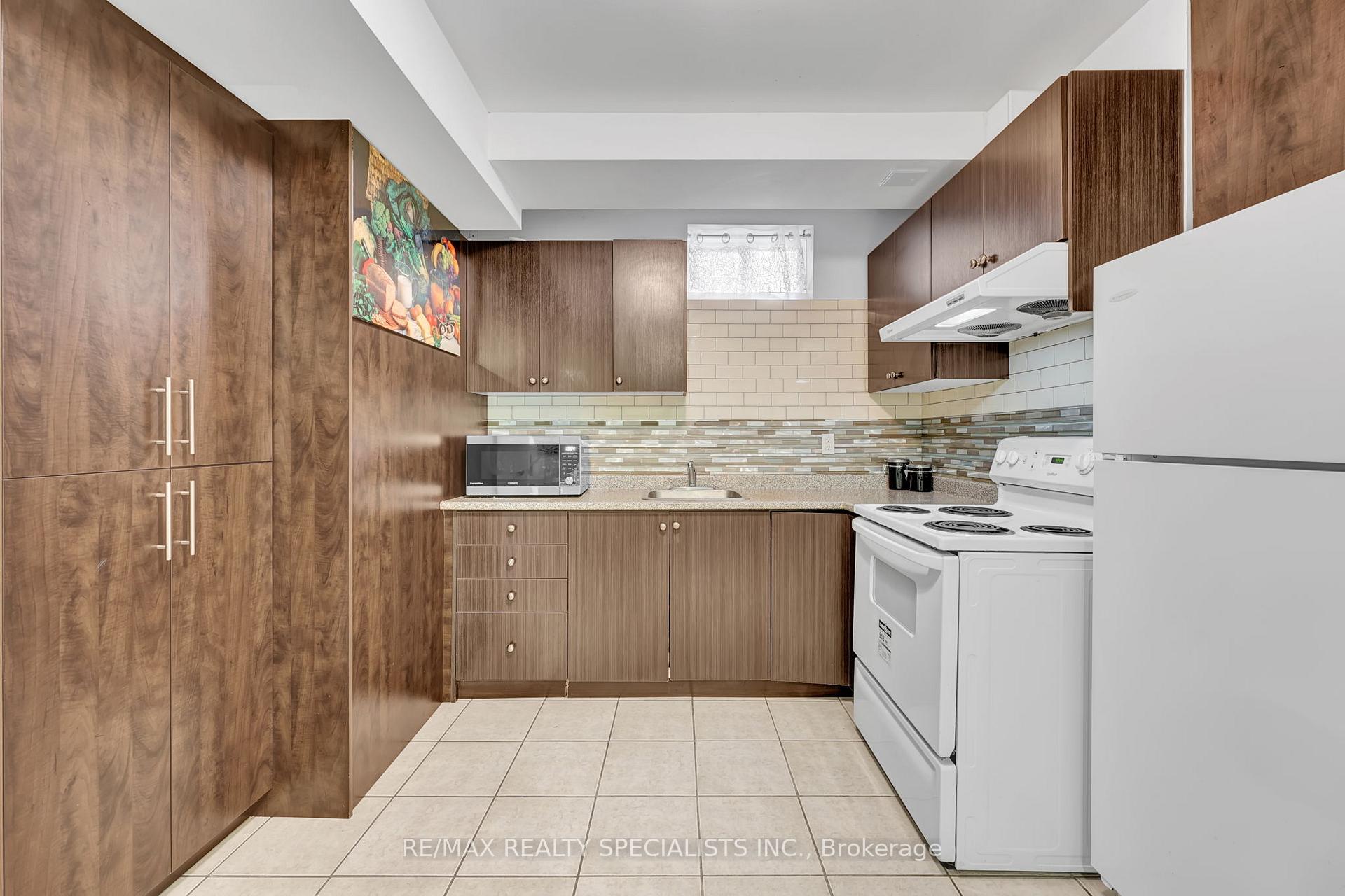 Photo 21 of 4 Tovey Terrace, Brampton, Sandringham-Wellington — HOMEH