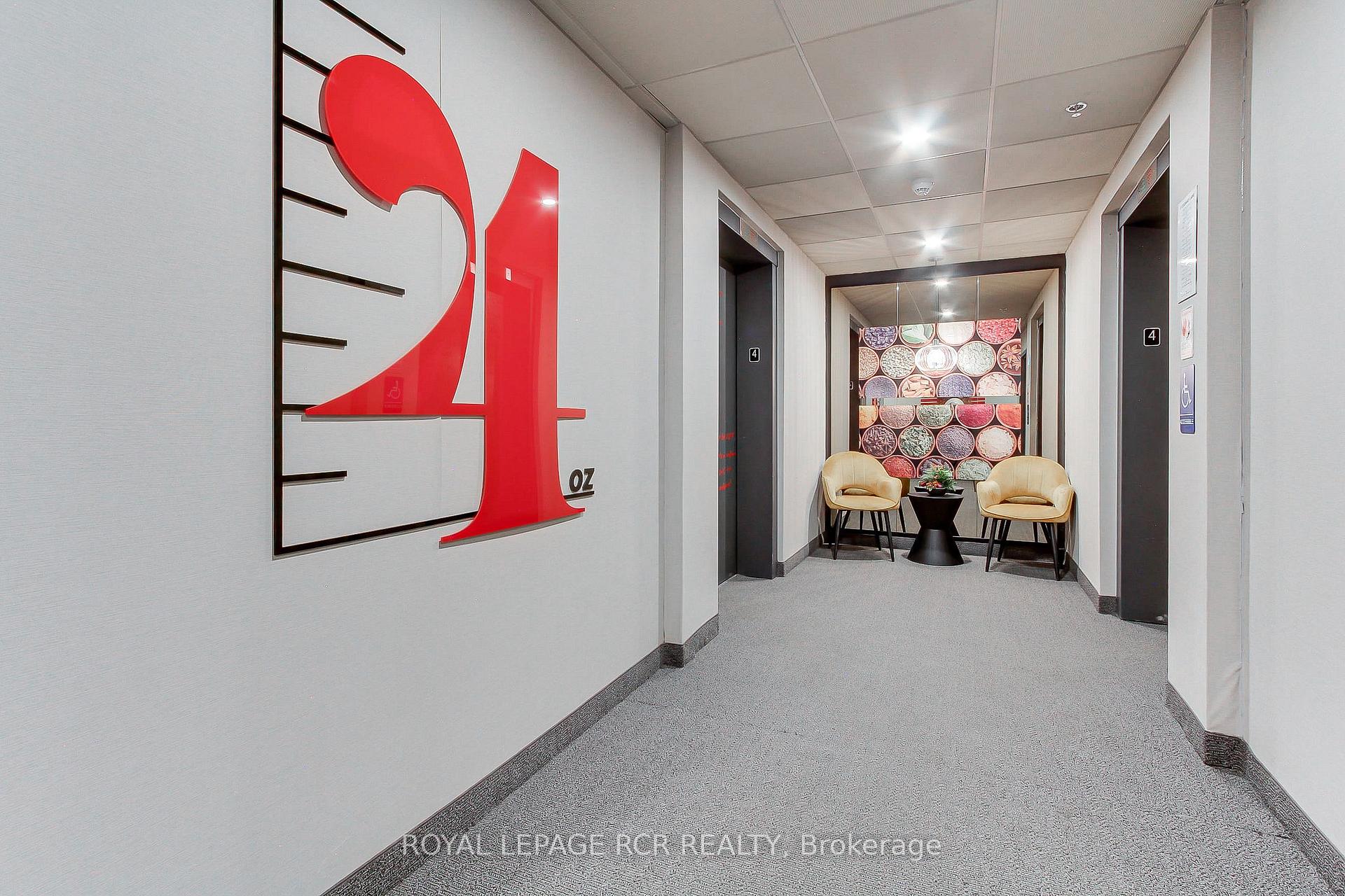 Photo 7 of Unit 412, 10 Culinary Lane, Barrie, Rural Barrie Southeast — HOMEH