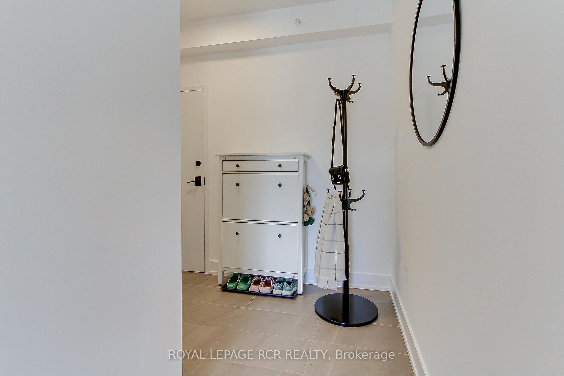 Photo 10 of Unit 412, 10 Culinary Lane, Barrie, Rural Barrie Southeast — HOMEH