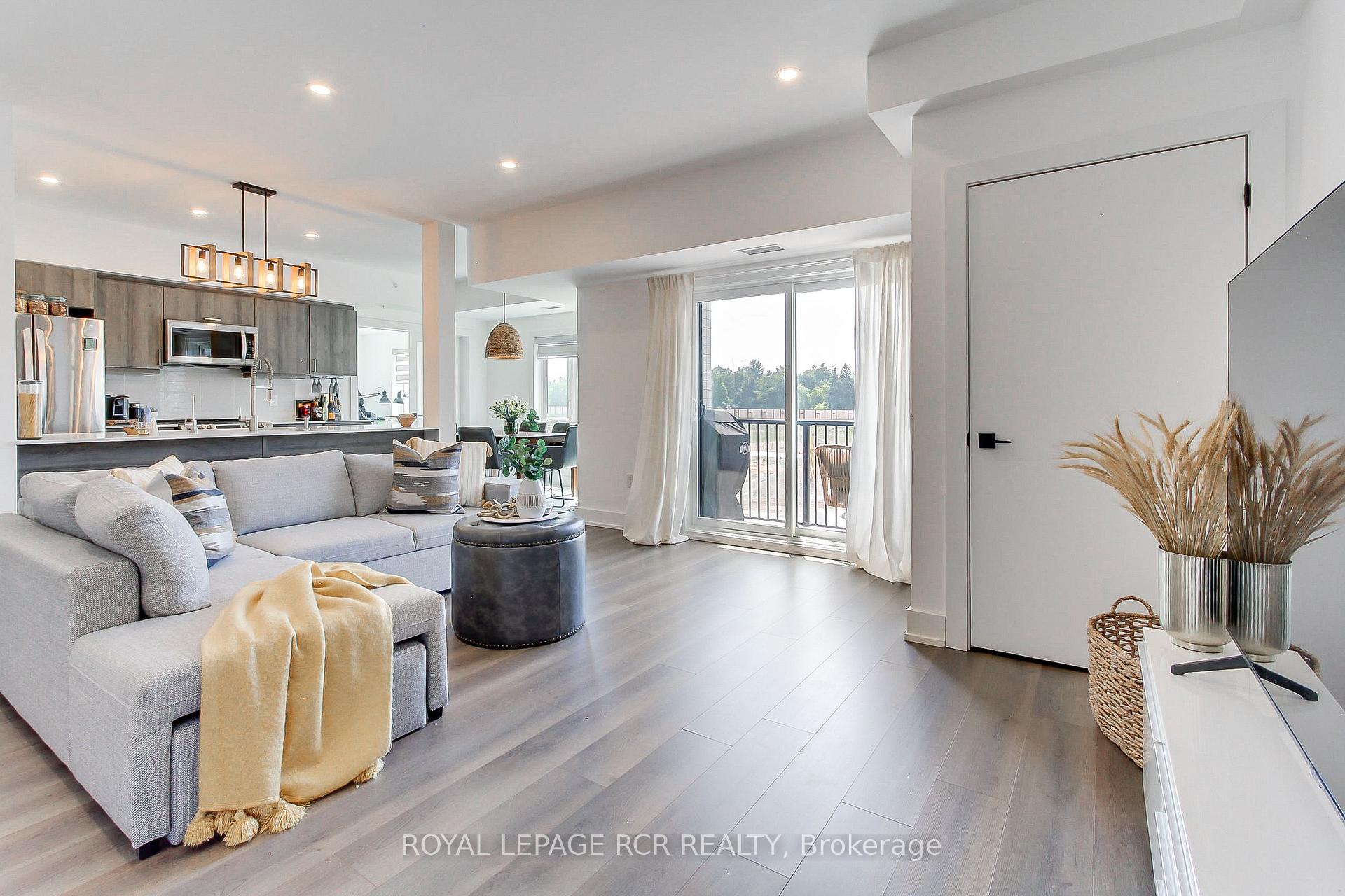 Photo 11 of Unit 412, 10 Culinary Lane, Barrie, Rural Barrie Southeast — HOMEH