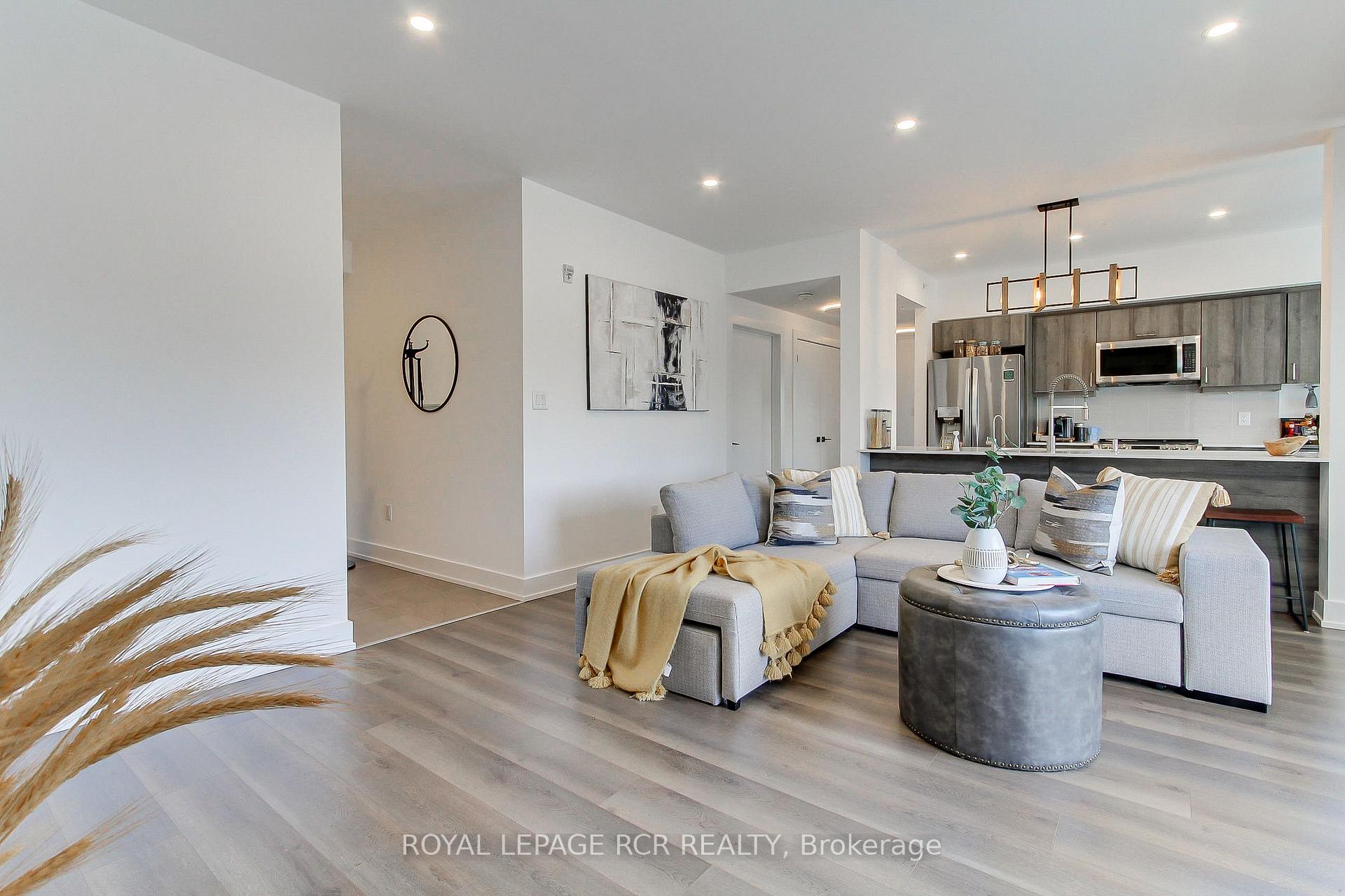 Photo 12 of Unit 412, 10 Culinary Lane, Barrie, Rural Barrie Southeast — HOMEH