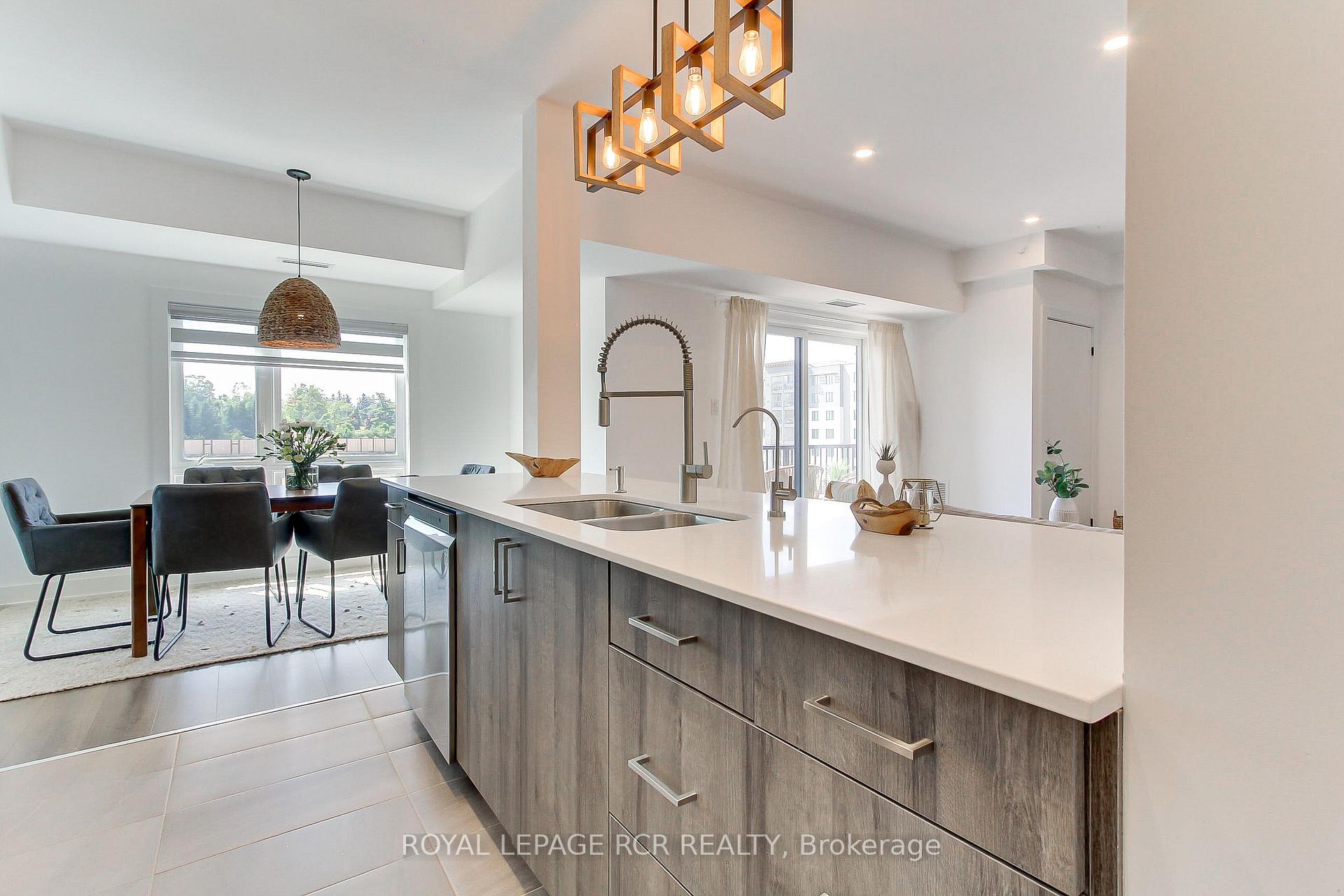 Photo 20 of Unit 412, 10 Culinary Lane, Barrie, Rural Barrie Southeast — HOMEH