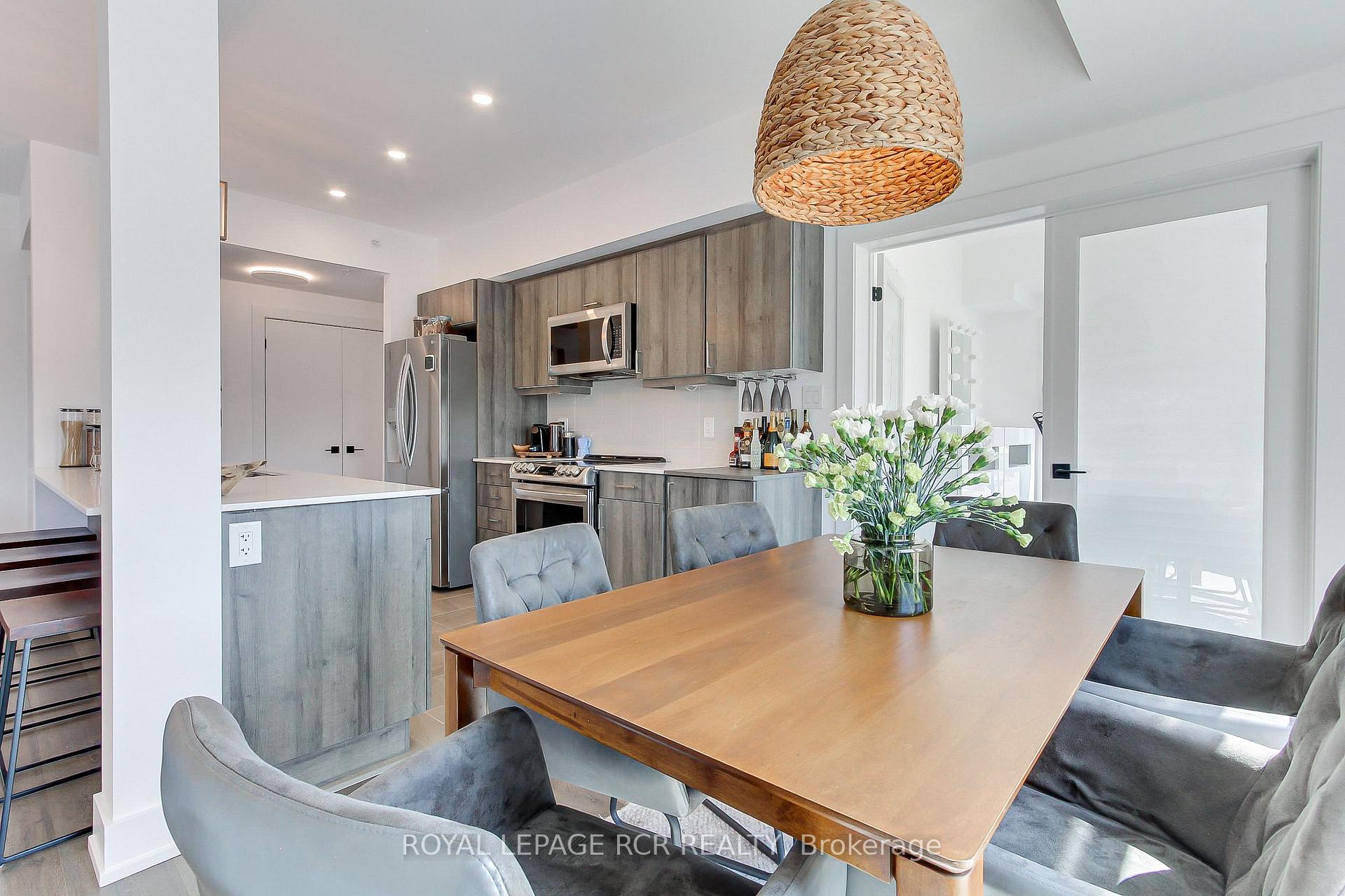 Photo 22 of Unit 412, 10 Culinary Lane, Barrie, Rural Barrie Southeast — HOMEH