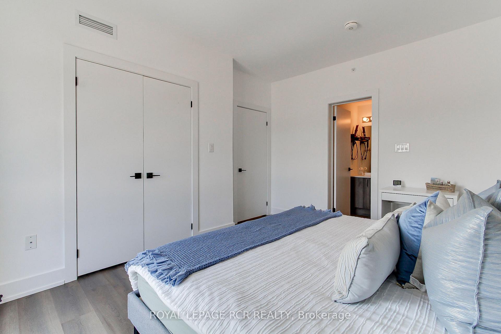 Photo 29 of Unit 412, 10 Culinary Lane, Barrie, Rural Barrie Southeast — HOMEH