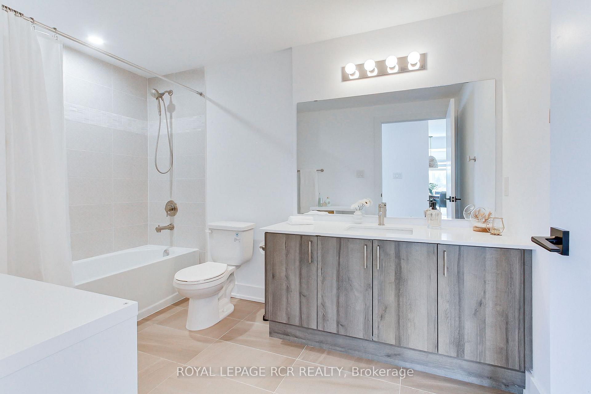Photo 32 of Unit 412, 10 Culinary Lane, Barrie, Rural Barrie Southeast — HOMEH
