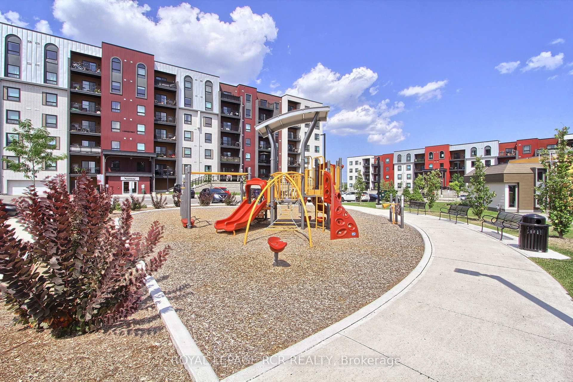 Photo 39 of Unit 412, 10 Culinary Lane, Barrie, Rural Barrie Southeast — HOMEH