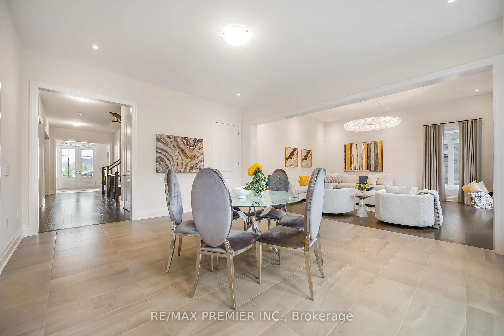 Photo 21 of 30 Enclave Court, Vaughan, Kleinburg — HOMEH