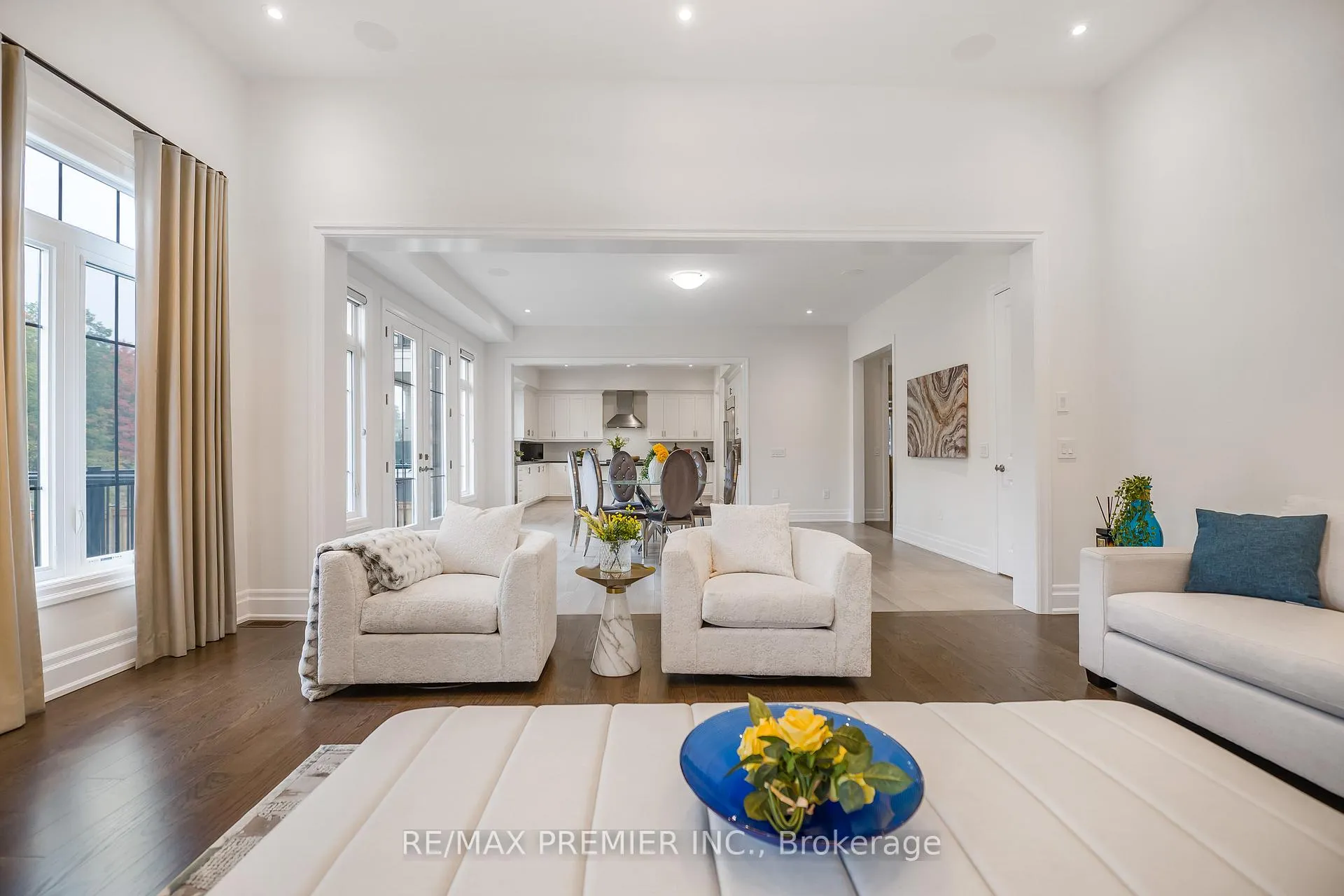 Photo 50 of 30 Enclave Court, Vaughan, Kleinburg — HOMEH