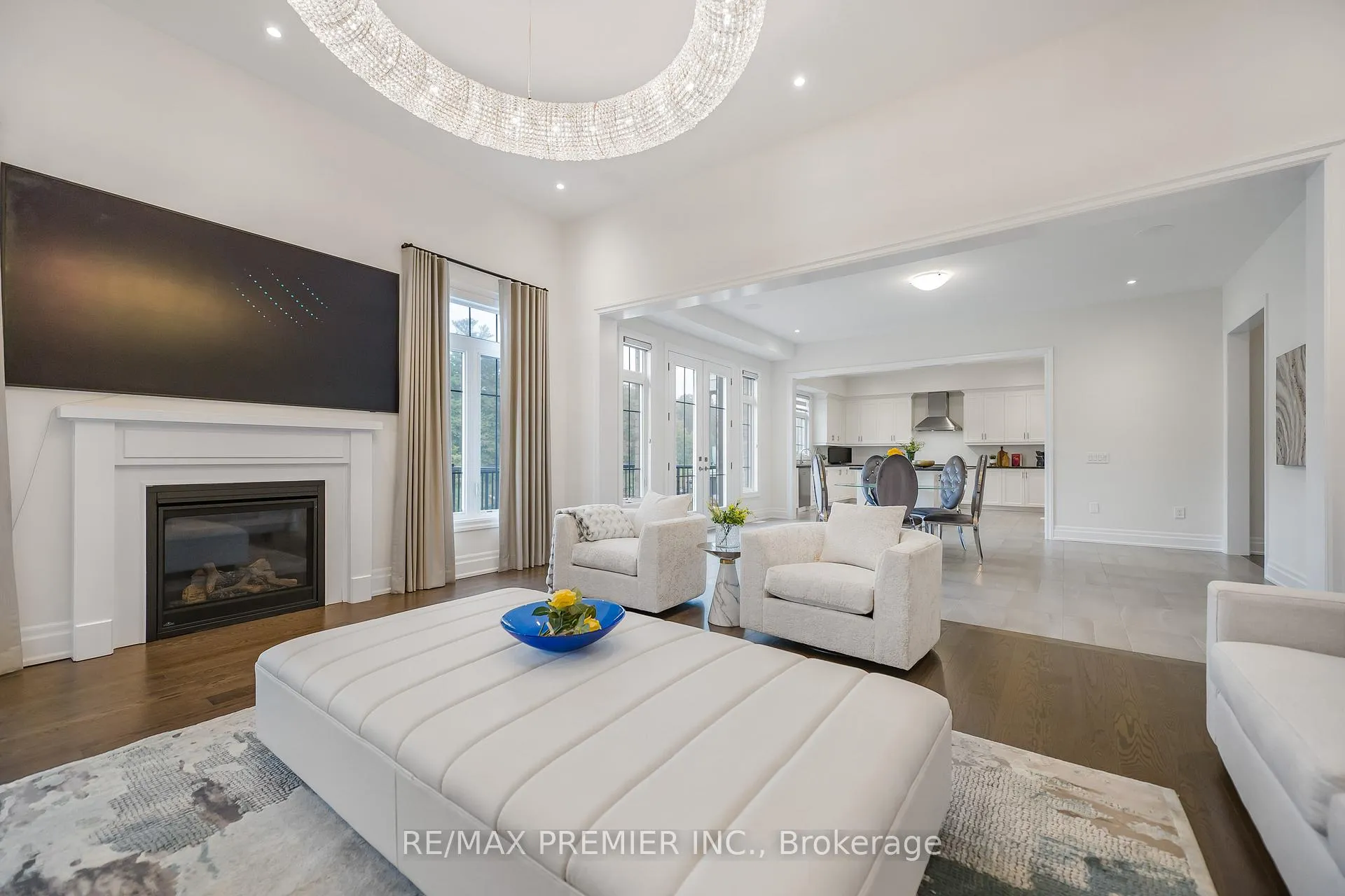 Photo 27 of 30 Enclave Court, Vaughan, Kleinburg — HOMEH