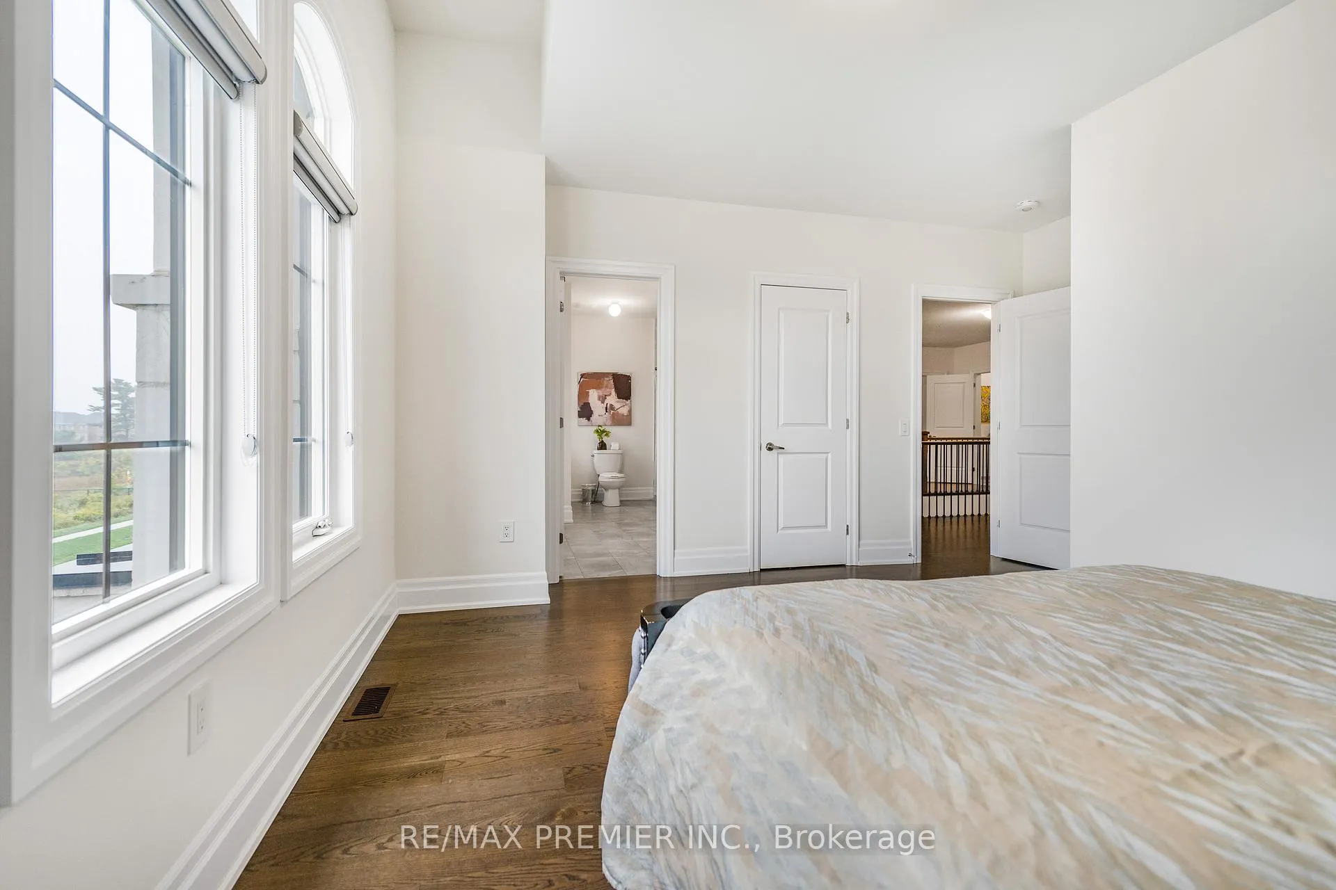 Photo 33 of 30 Enclave Court, Vaughan, Kleinburg — HOMEH