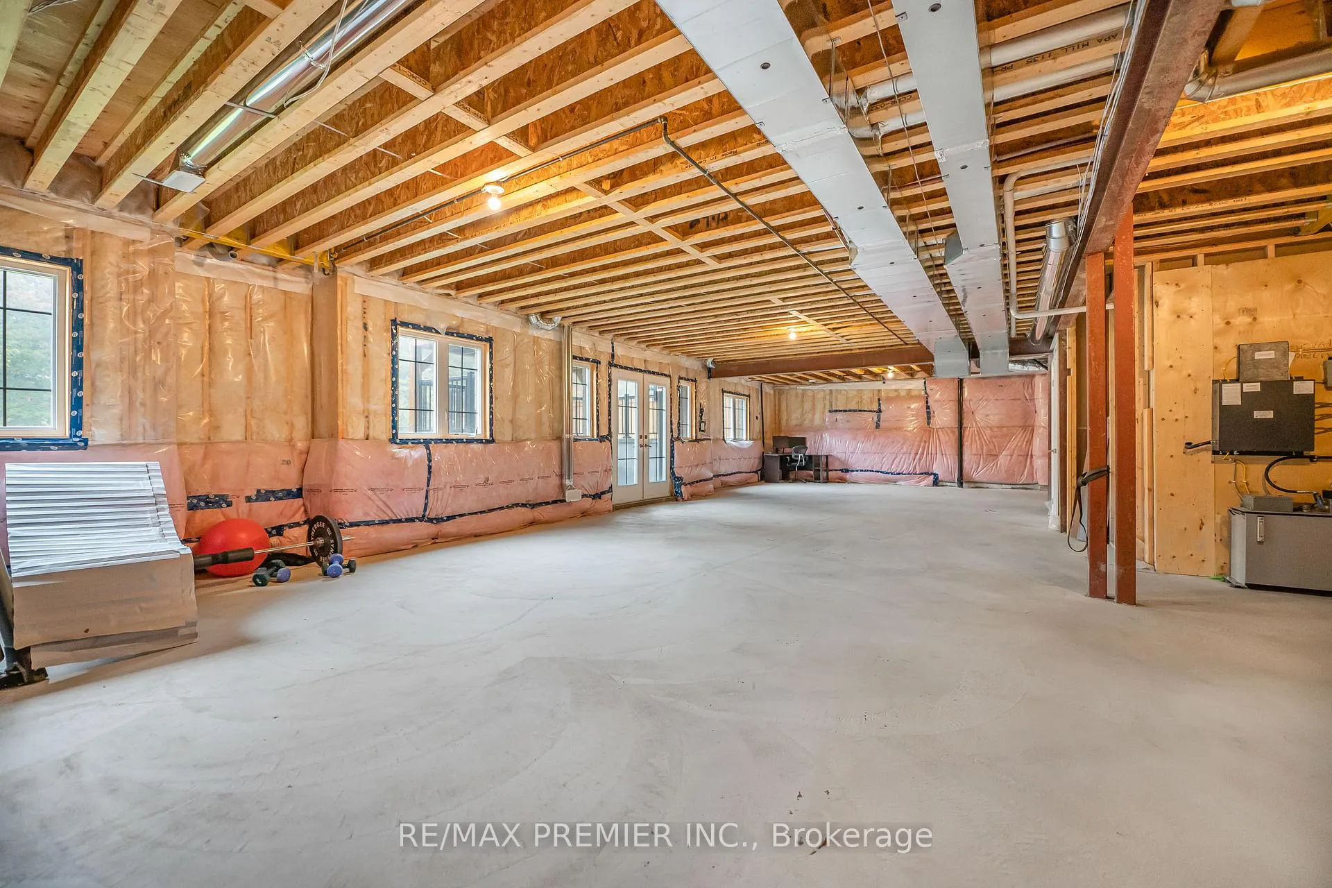 Photo 43 of 30 Enclave Court, Vaughan, Kleinburg — HOMEH