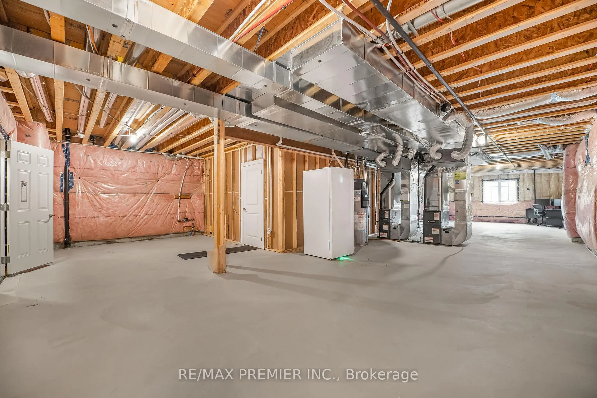 Photo 45 of 30 Enclave Court, Vaughan, Kleinburg — HOMEH