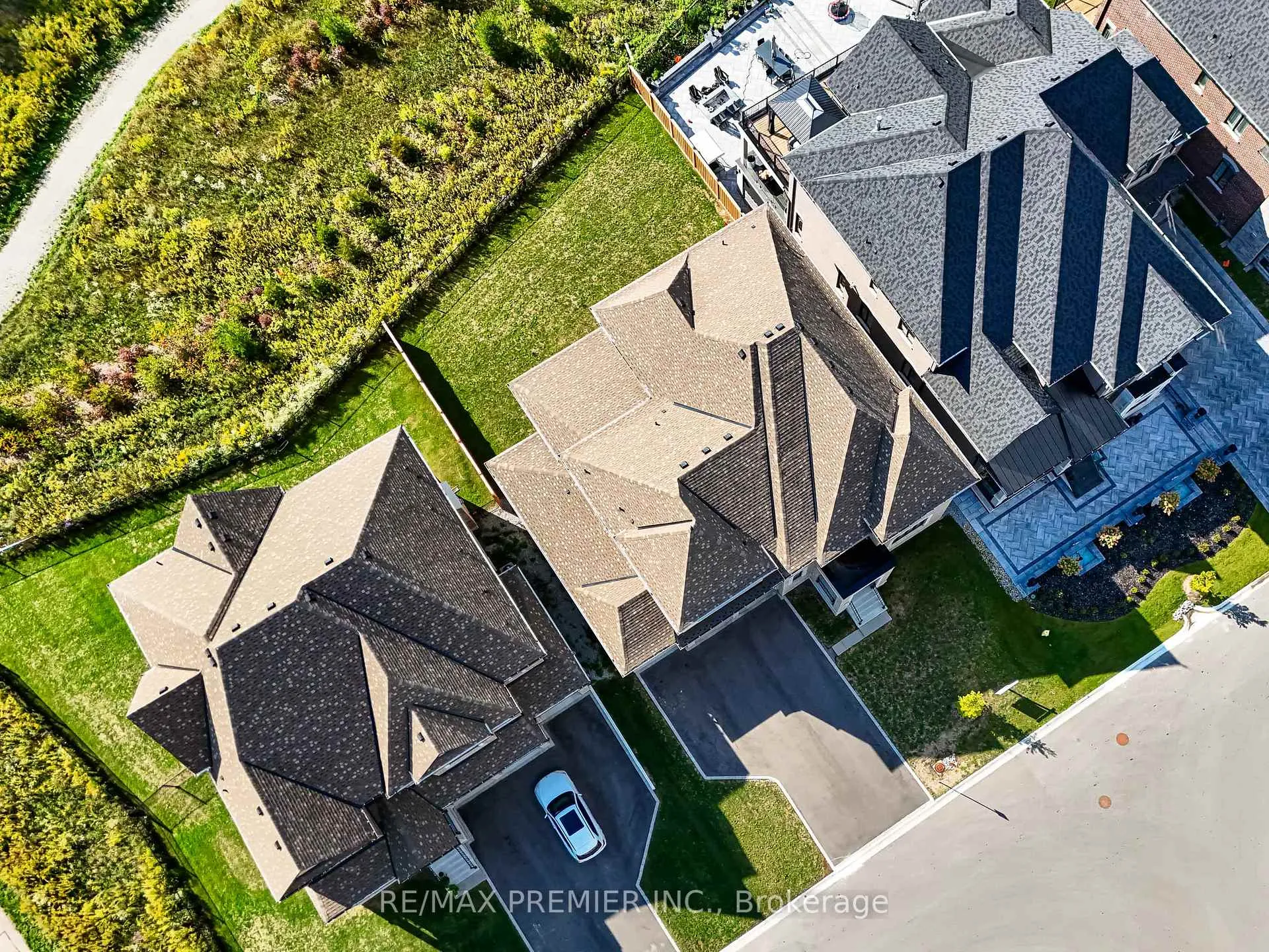 Photo 48 of 30 Enclave Court, Vaughan, Kleinburg — HOMEH