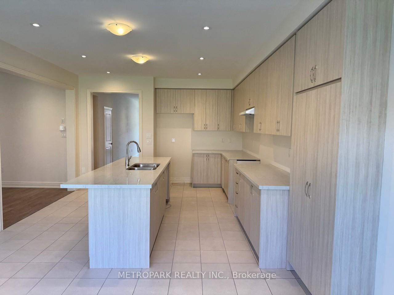 Photo 9 of 2201 Cayenne Street, Oshawa, Kedron — HOMEH