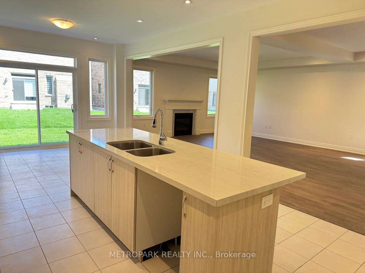 Photo 10 of 2201 Cayenne Street, Oshawa, Kedron — HOMEH