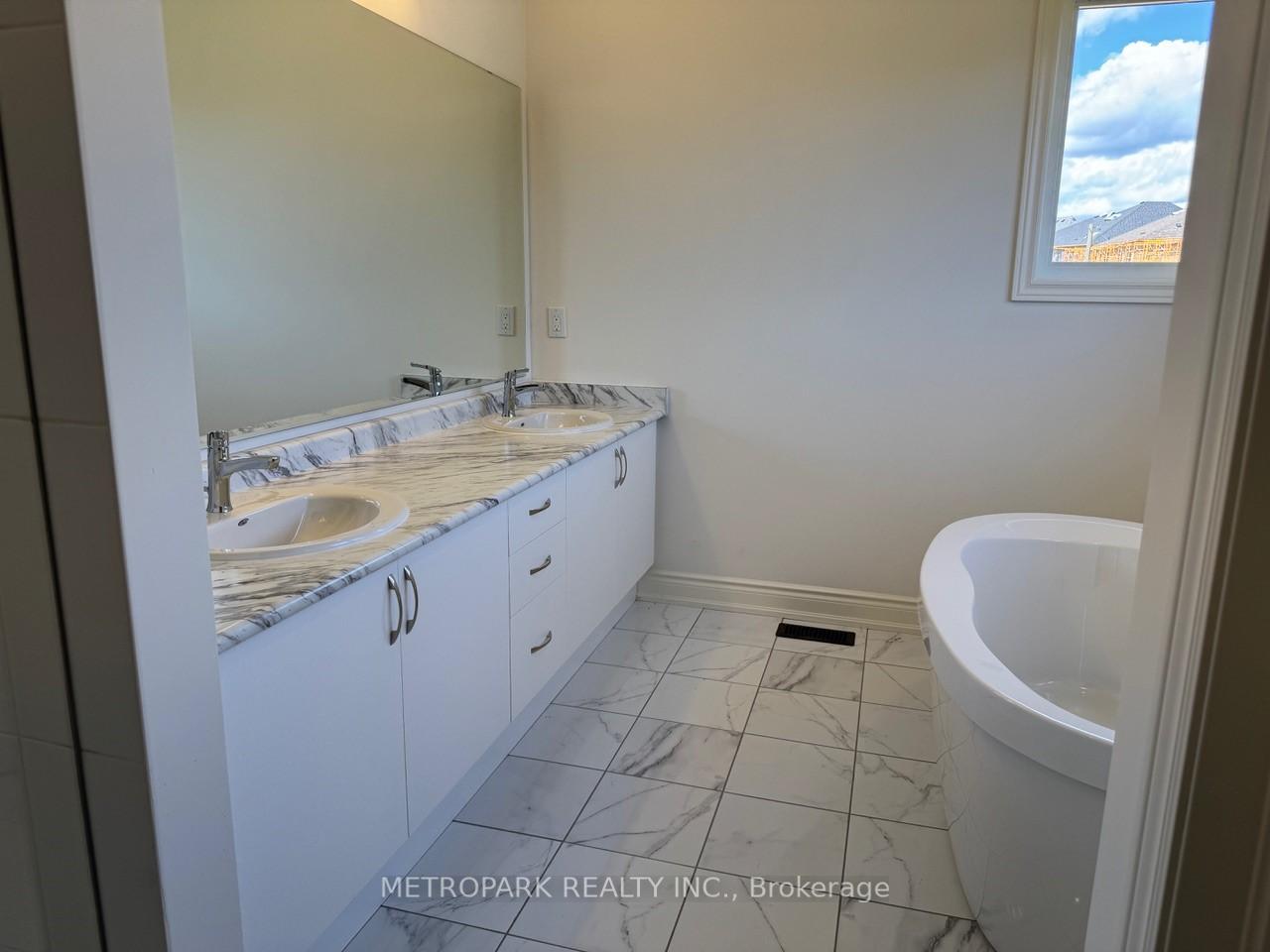 Photo 16 of 2201 Cayenne Street, Oshawa, Kedron — HOMEH